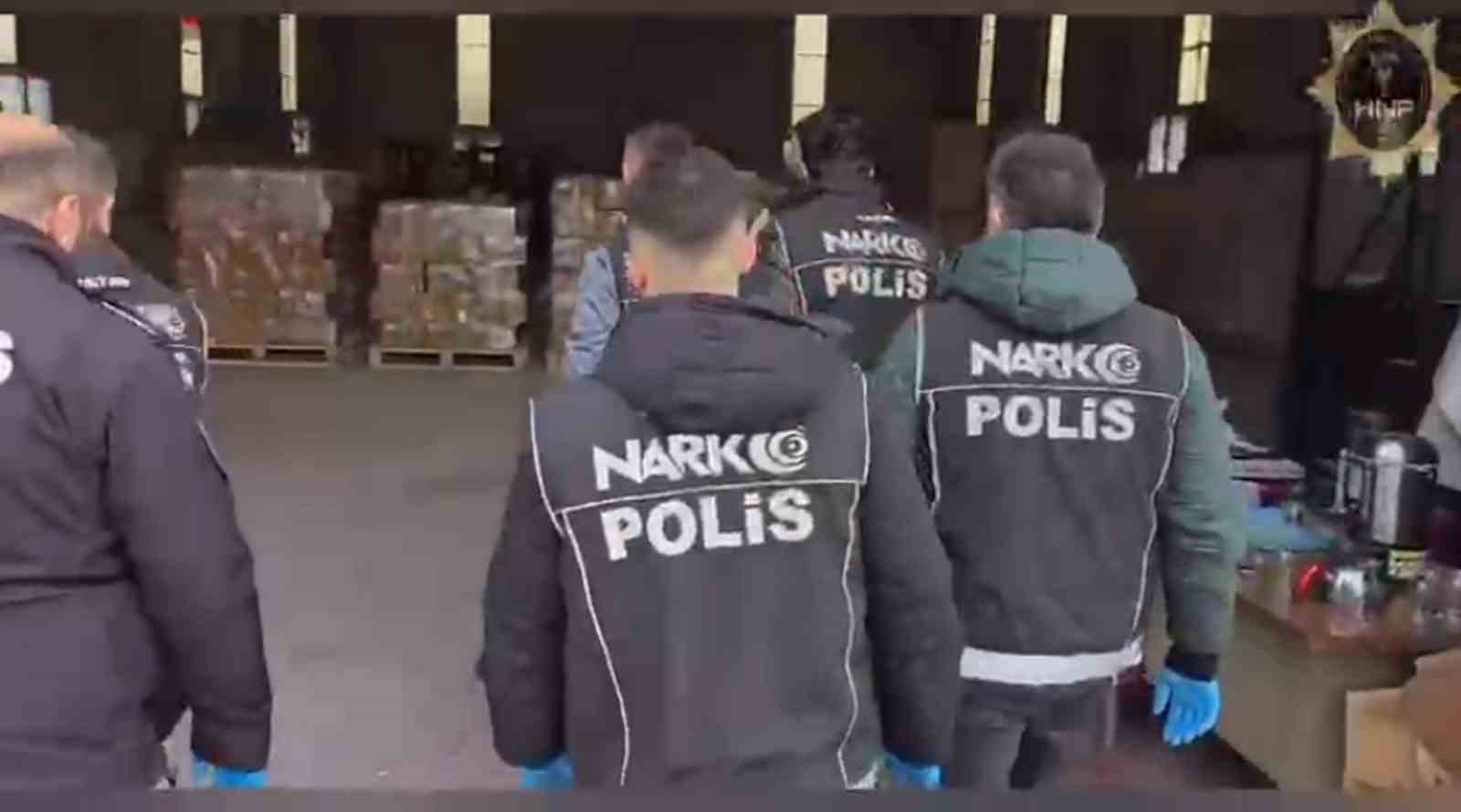 Plastik pervaneler içerisinde 107 kilogram ağılığında 642 bin uyuşturucu hap ele geçirildi
