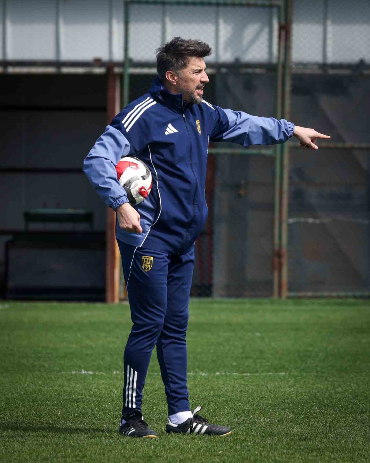 Polat Çetin: "Her zorluğun üstesinden gelebilecek takımız"
