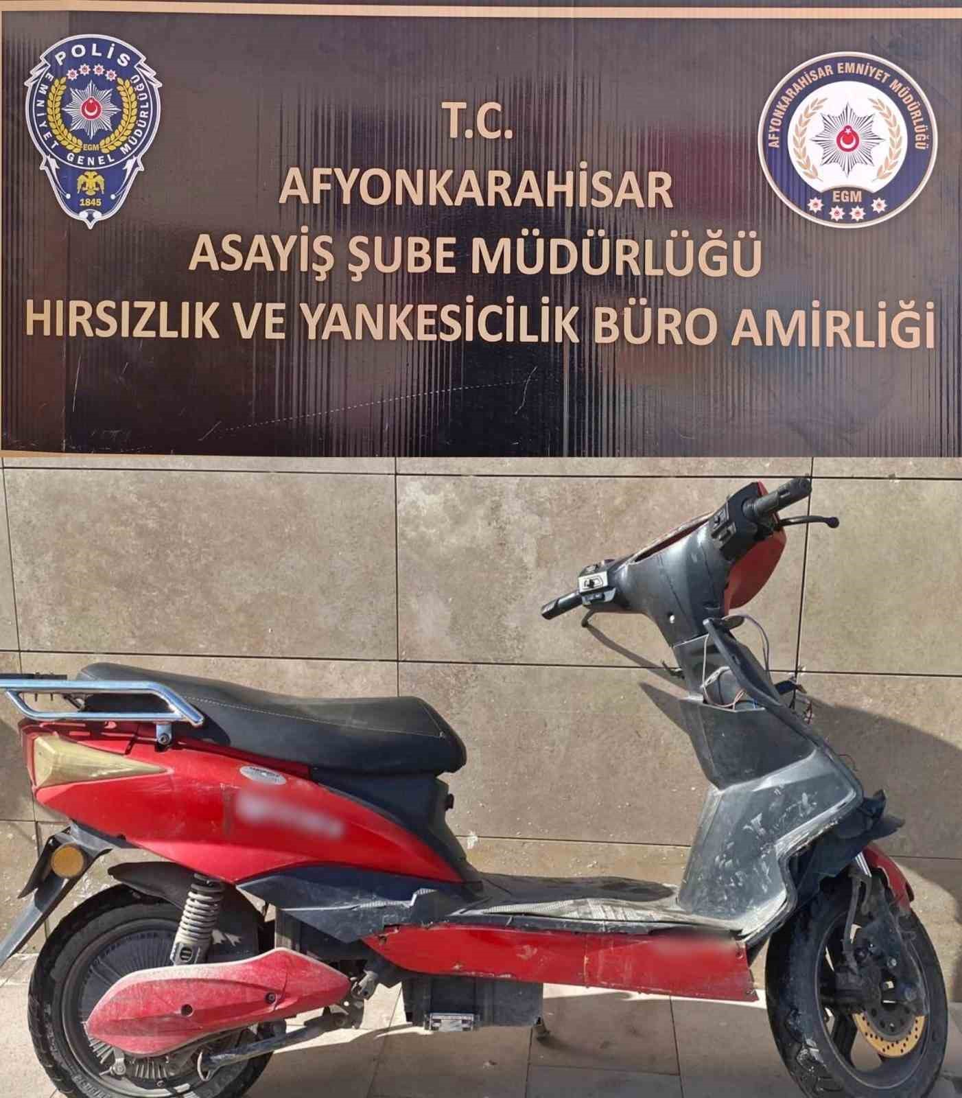 Polis bir haftada 7 bin 603 şahsın kimlik sorgulamasını yaptı

