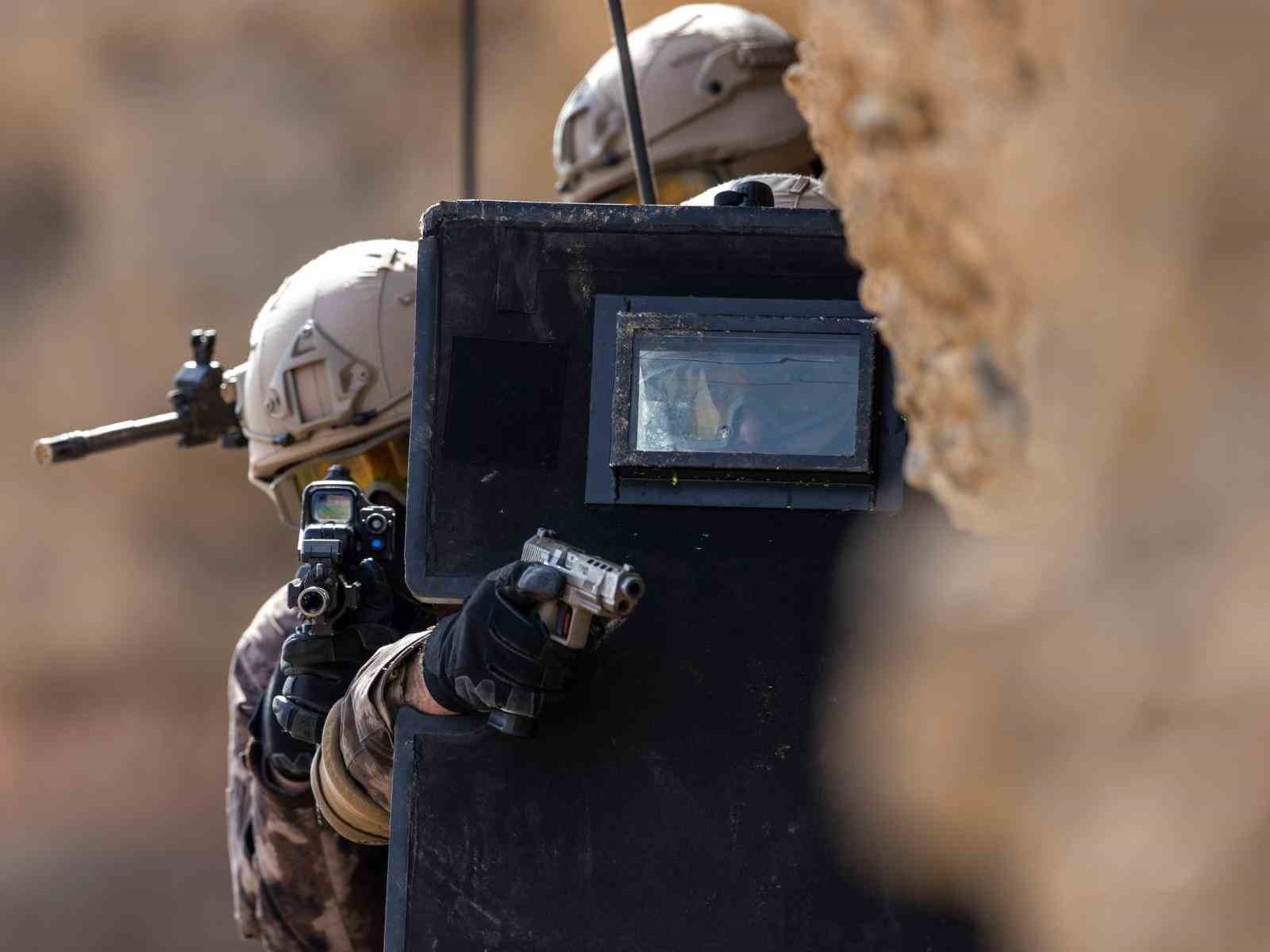 Polis Özel Harekat 43. yılını kutluyor: Köklü geçmiş, güçlü gelecek
