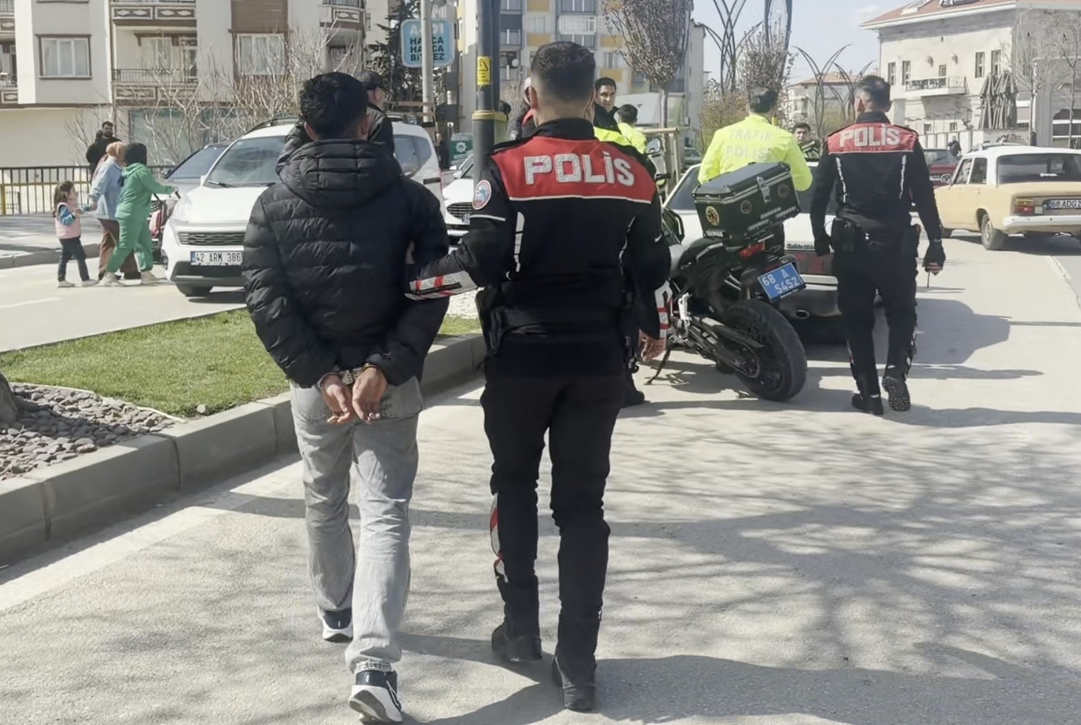Polisin ‘dur’ ihtarına uymadı, 379 bin lira ceza yedi
