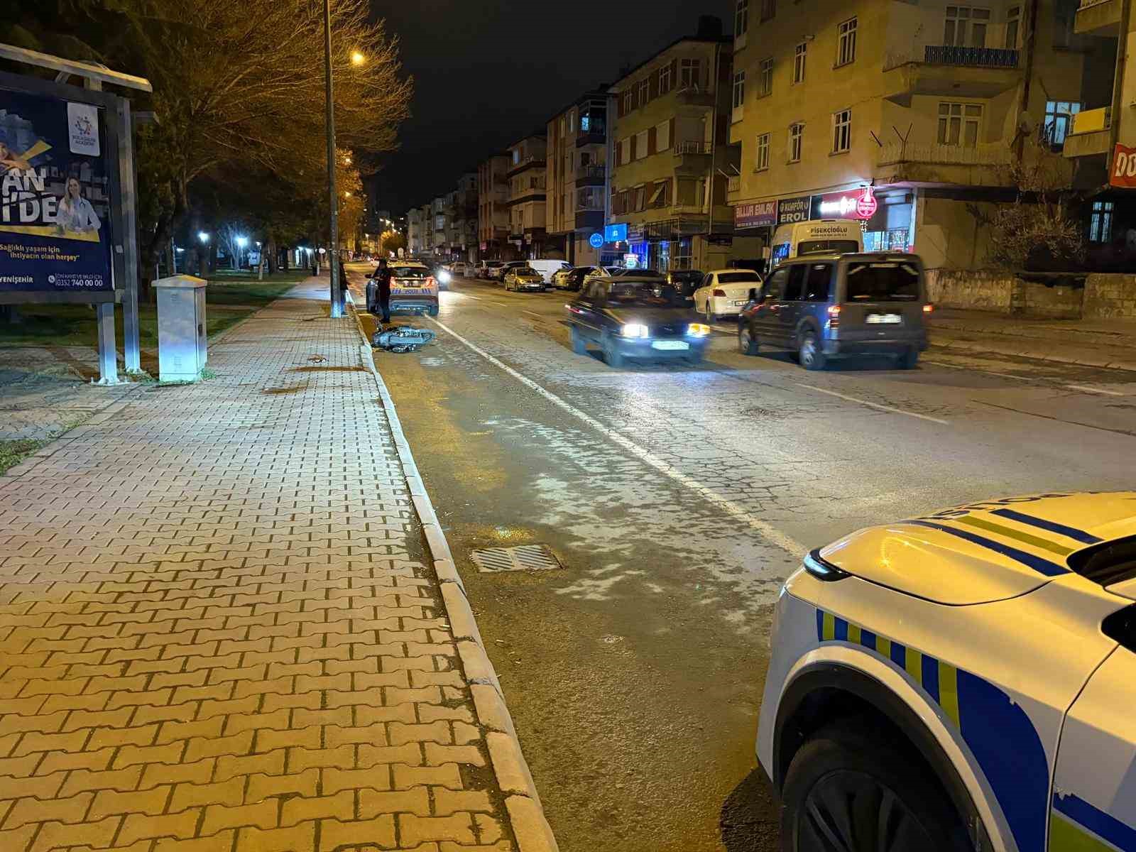 Polisten kaçan ehliyetsiz motosikletliye 336 bin TL ceza
