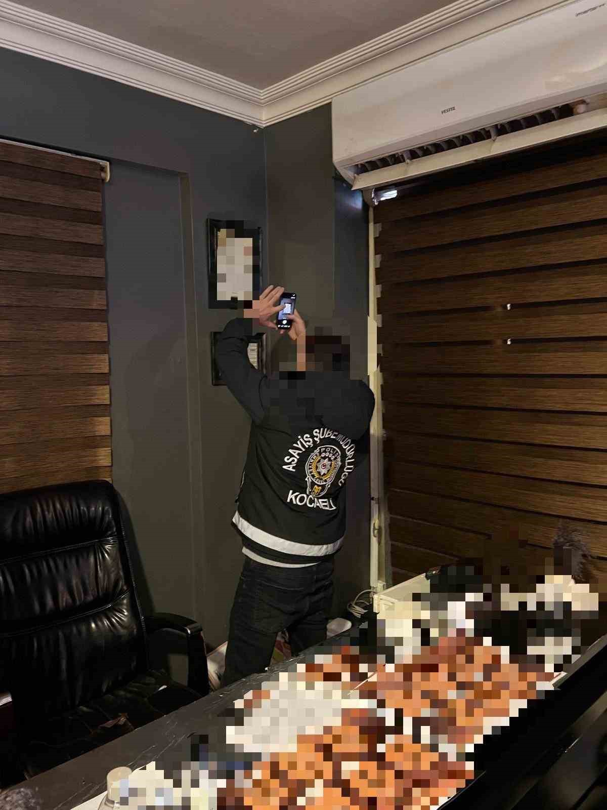 Polisten masaj salonlarına denetim
