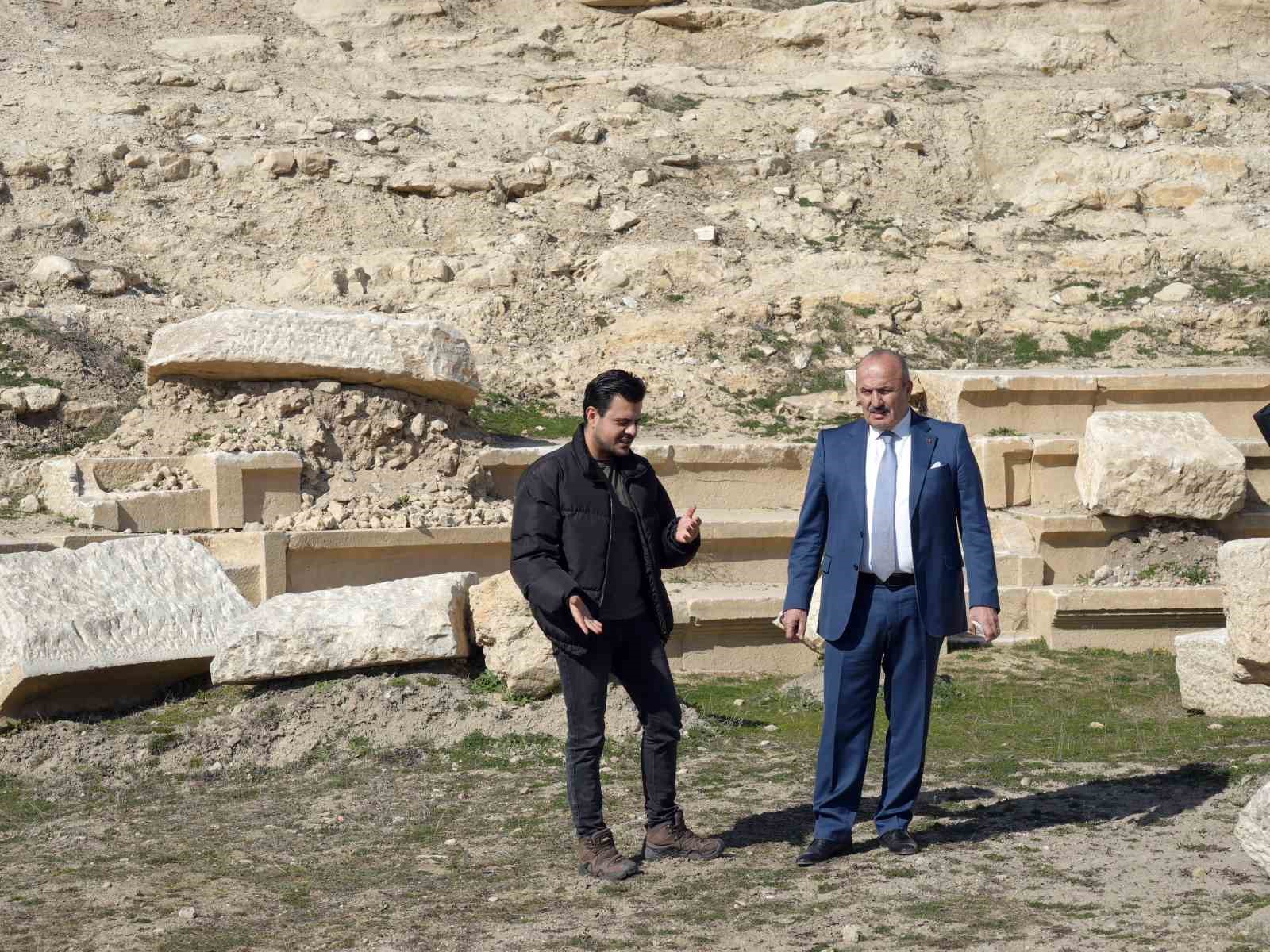 Pompeiopolis Antik Kenti uluslararası film festivaliyle adını dünyaya duyuracak
Pompeiopolis Antik Kenti uluslararası film festivaliyle adını dünyaya duyuracak