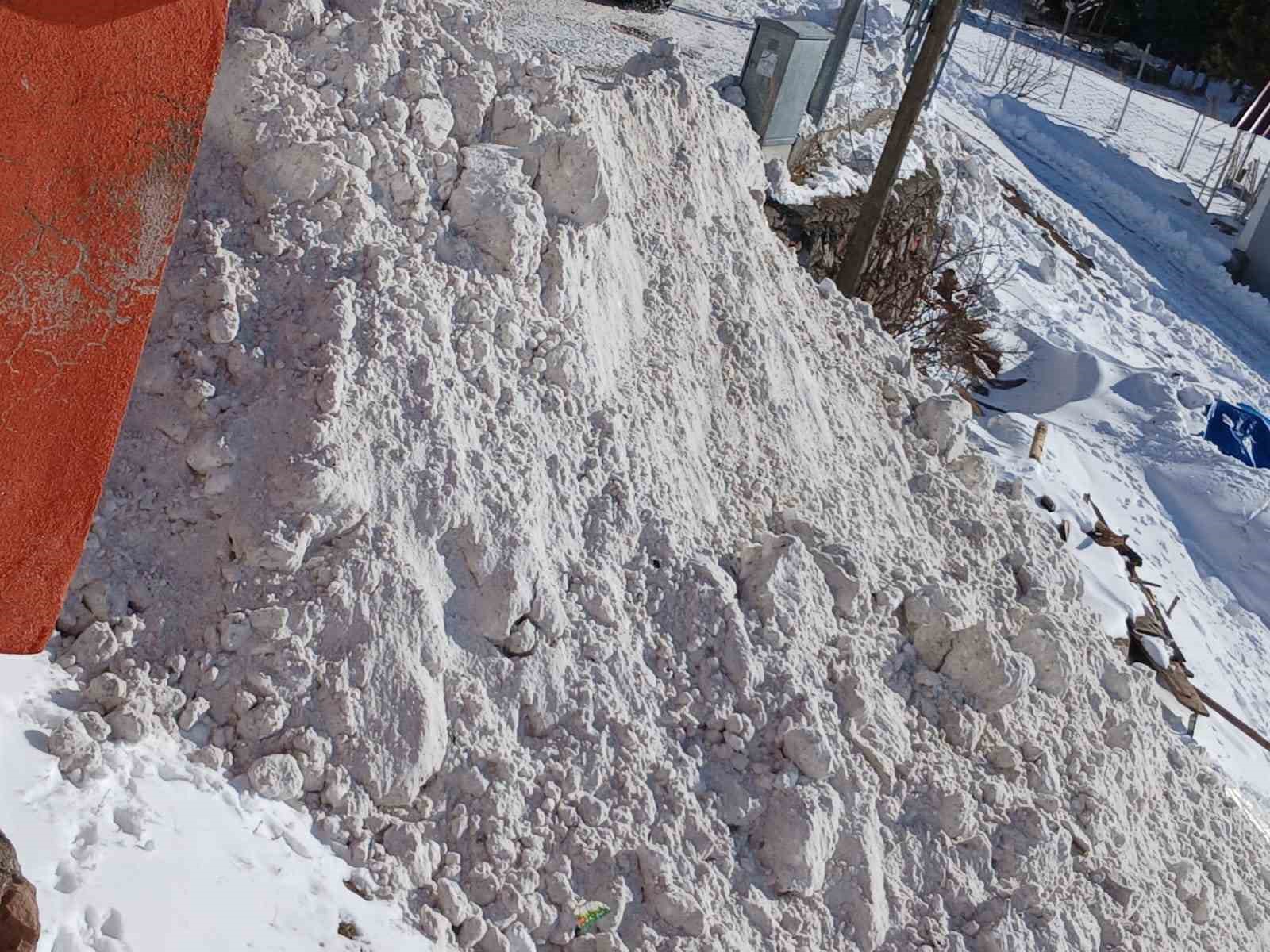 Posof’ta karla mücadele çalışmaları başladı
