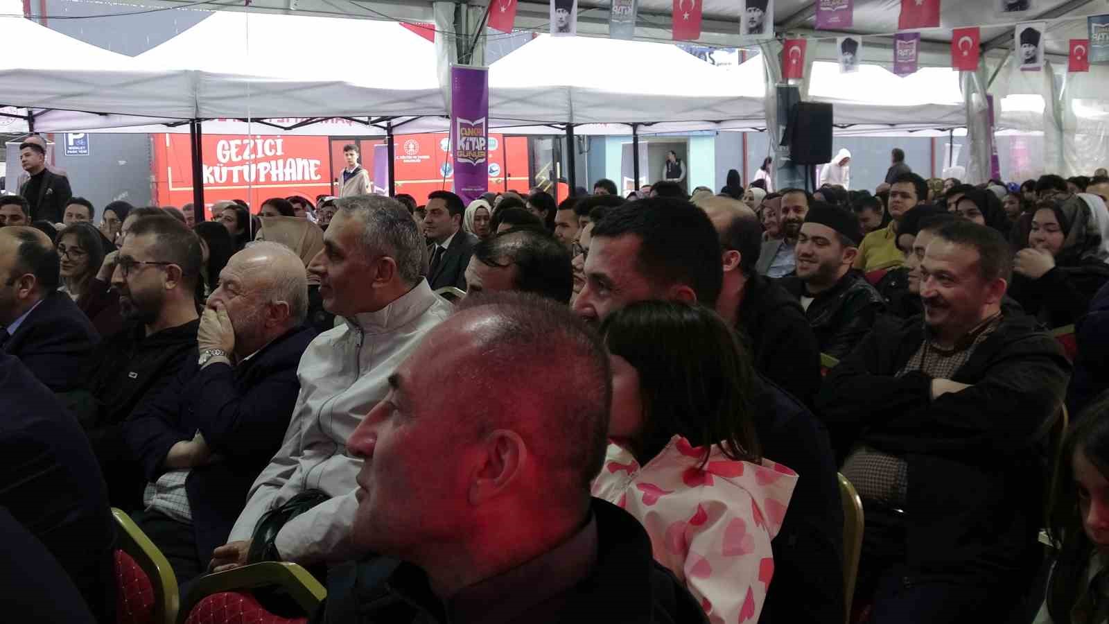 Prof. Dr. Ahmet Şimşirgil: "Hocaya hürmet göstermeyen bir nesil neyi başarabilir"
