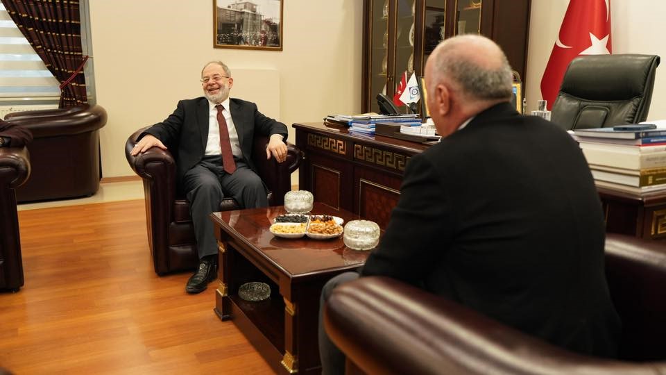 Prof. Dr. Akdağ’dan ETSO’ya ziyaret
Prof. Dr. Akdağ’dan ETSO’ya ziyaret