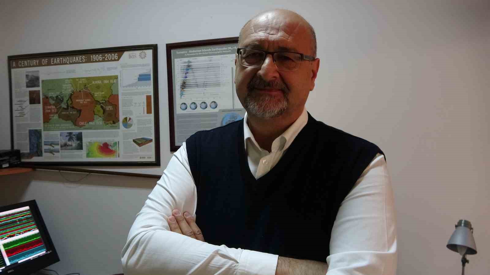 Prof. Dr. Bekler: "Türkiye’de her 35-40 sene aralığında 7 ve üzeri büyüklüğünde bir deprem meydana geliyor"
