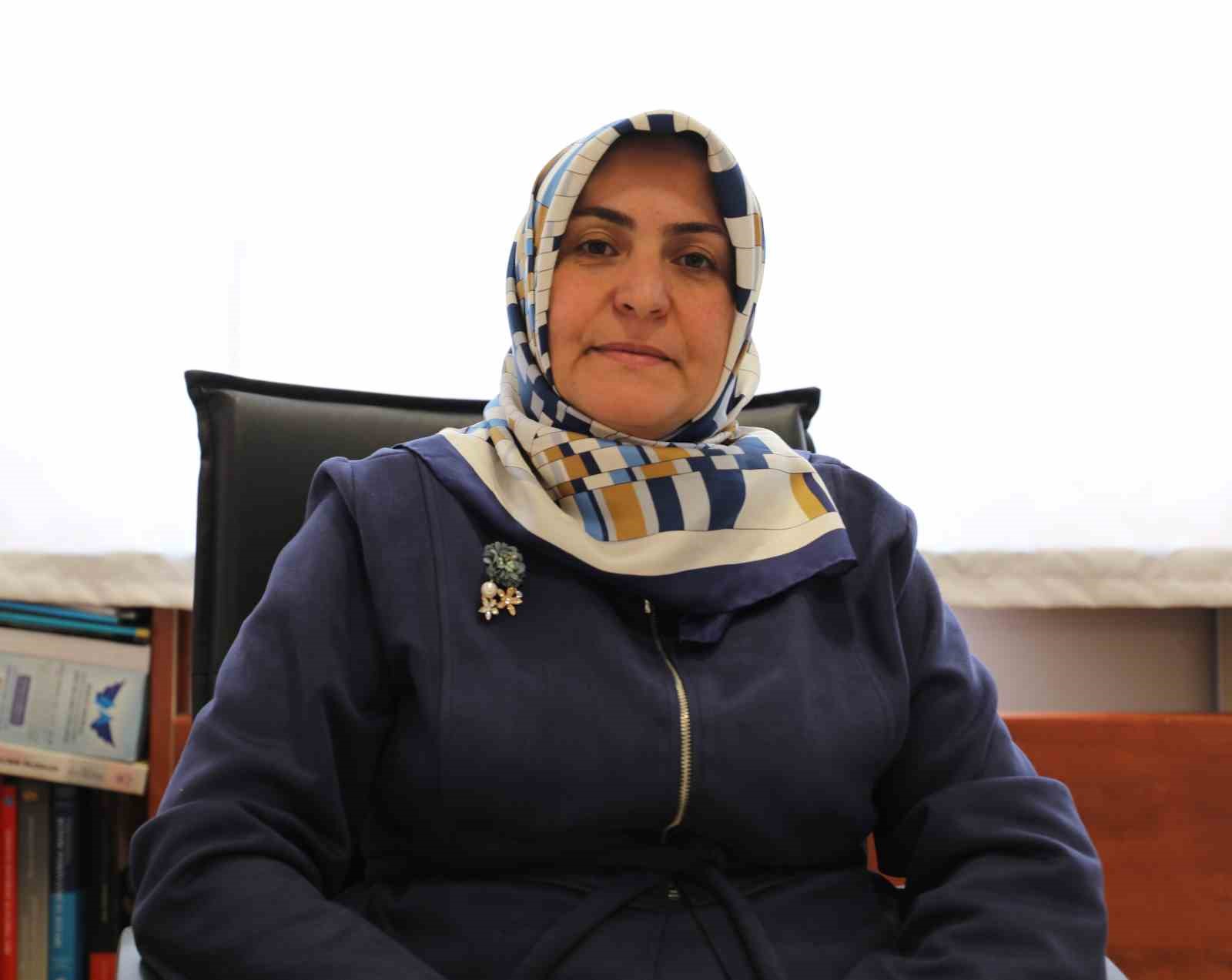 Prof. Dr. Korkmaz, "Kadınlarda depresyon erkeklere oranla yaklaşık 1,5-2 kat daha fazla görülüyor"
