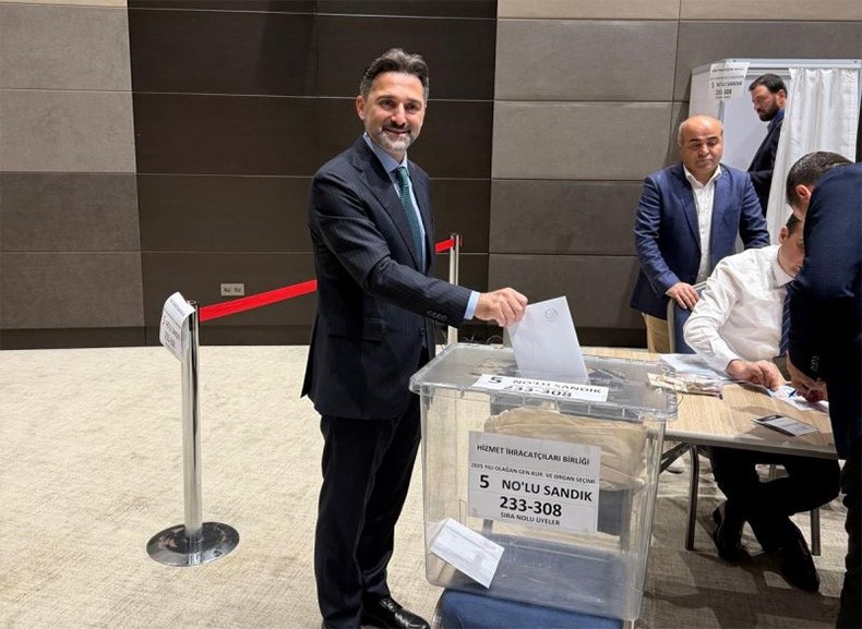 Prof. Dr. Murat Şeker, Hizmet İhracatçıları Birliği Yönetim Kurulu Başkanı seçildi
