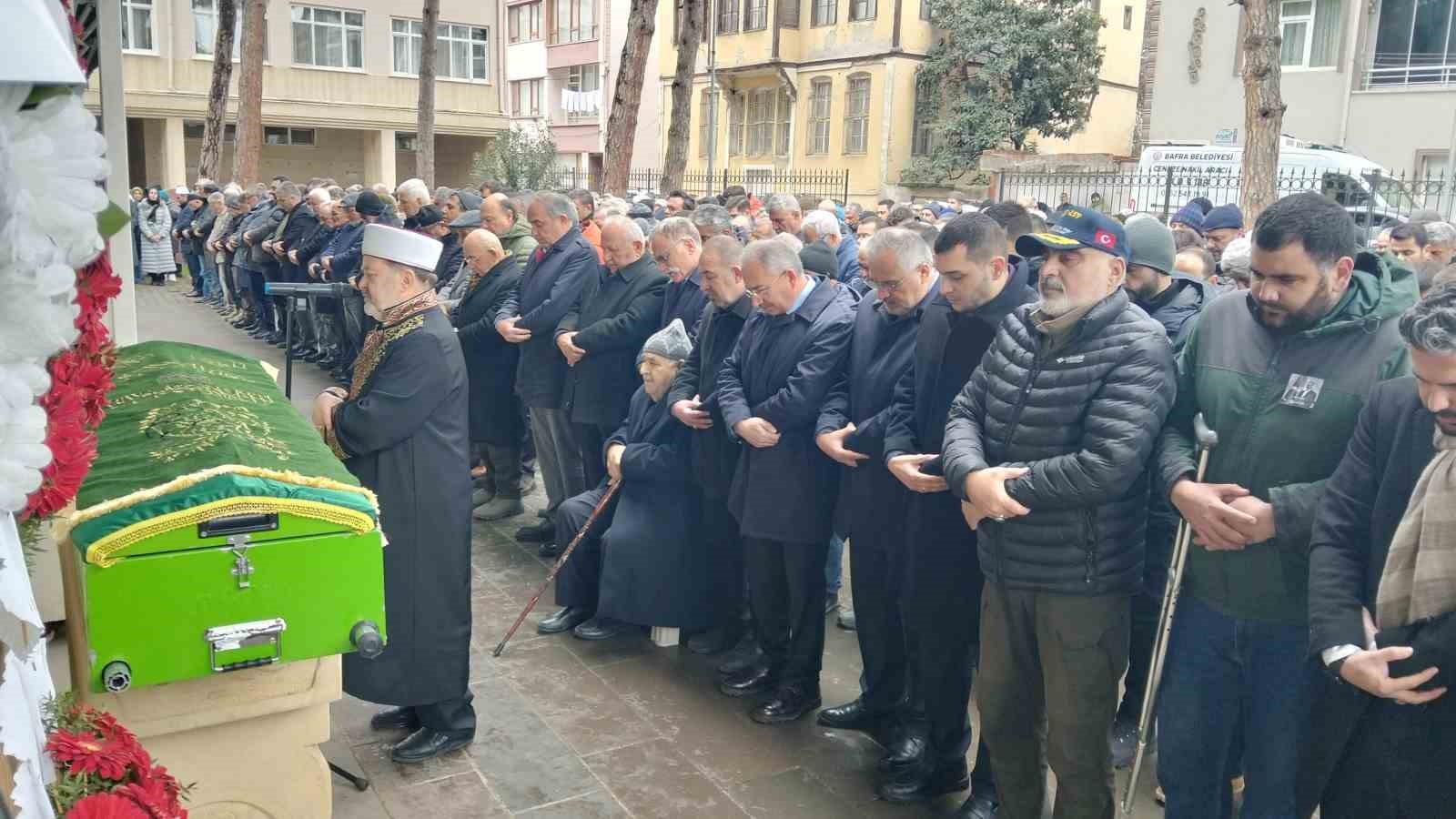 Prof. Dr. Mustafa Var, son yolculuğuna uğurlandı
