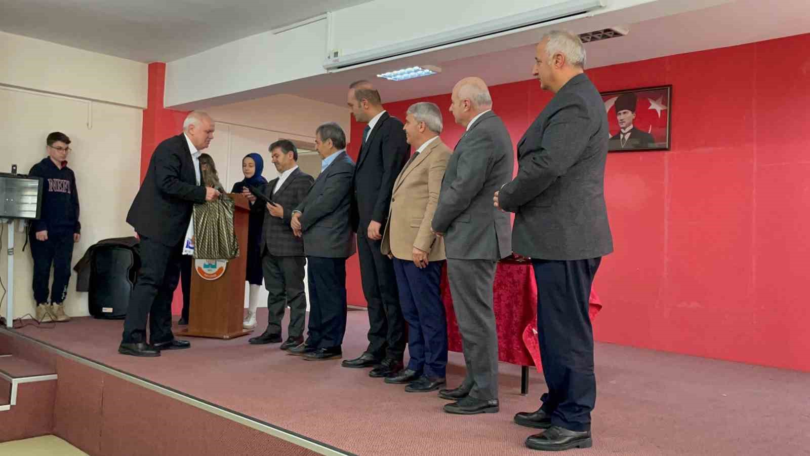 Prof. Dr. Necmettin Erbakan, vefat yıl dönümünde adını taşıdığı Fen Lisesi’nde anıldı
