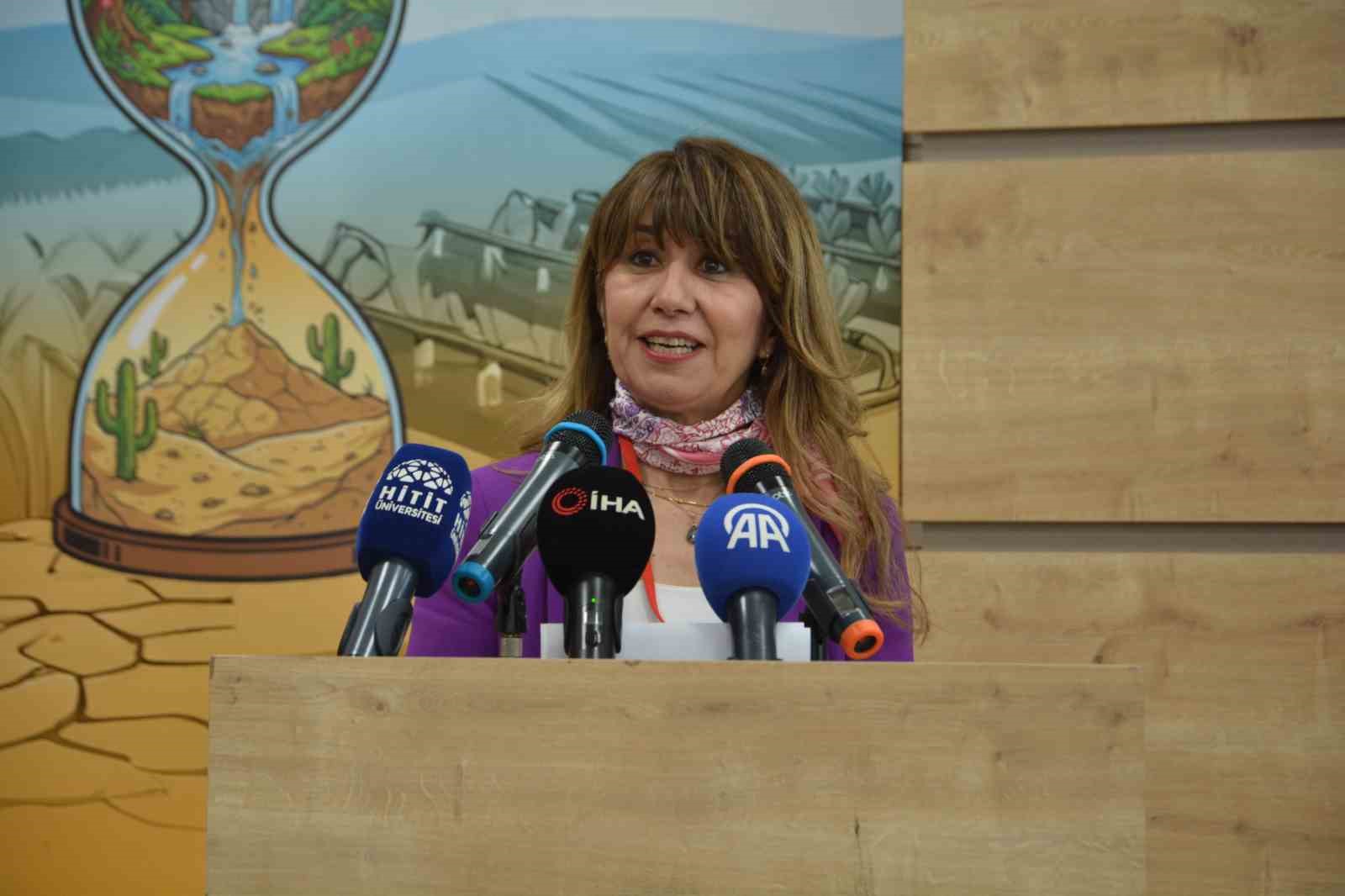 Prof. Dr. Scachner: "Anadolu, her zaman iklimin oynaklığına maruz kalan bir bölge olmuştur"
Prof. Dr. Scachner: "Anadolu, her zaman iklimin oynaklığına maruz kalan bir bölge olmuştur"