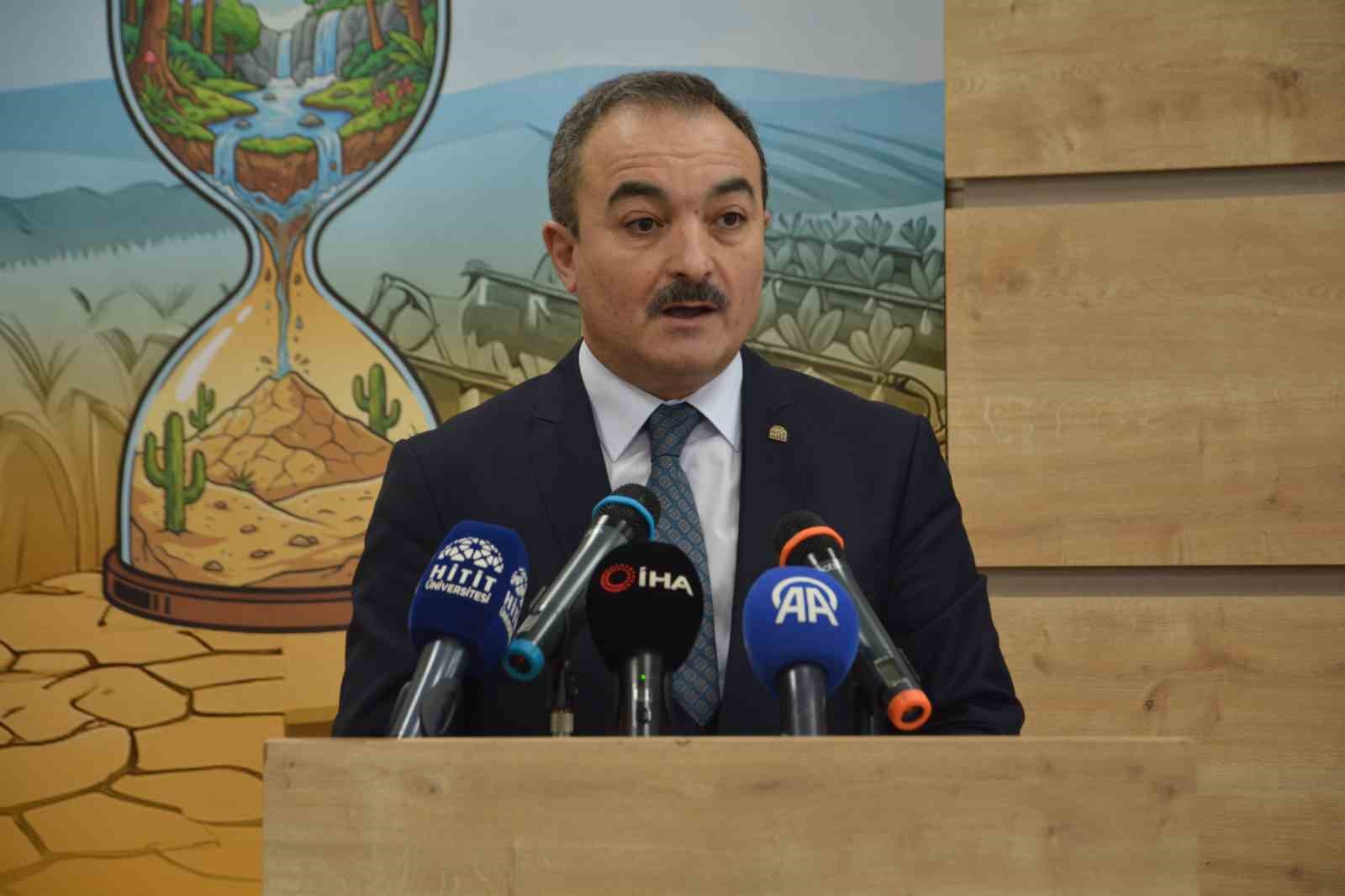 Prof. Dr. Scachner: "Anadolu, her zaman iklimin oynaklığına maruz kalan bir bölge olmuştur"
Prof. Dr. Scachner: "Anadolu, her zaman iklimin oynaklığına maruz kalan bir bölge olmuştur"