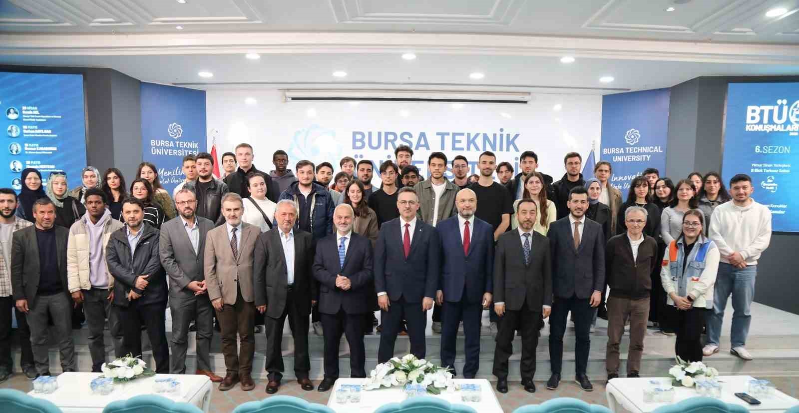 Prof. Dr. Temel Kotil: "Çağınızı doğru anlamalı resmi doğru okumalısınız"
Prof. Dr. Temel Kotil: "Çağınızı doğru anlamalı resmi doğru okumalısınız"