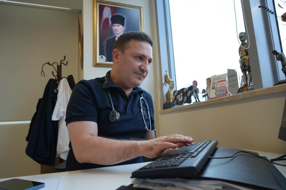 Profesör açıkladı: "Yaşayan her hücrenin sonu kanser"
