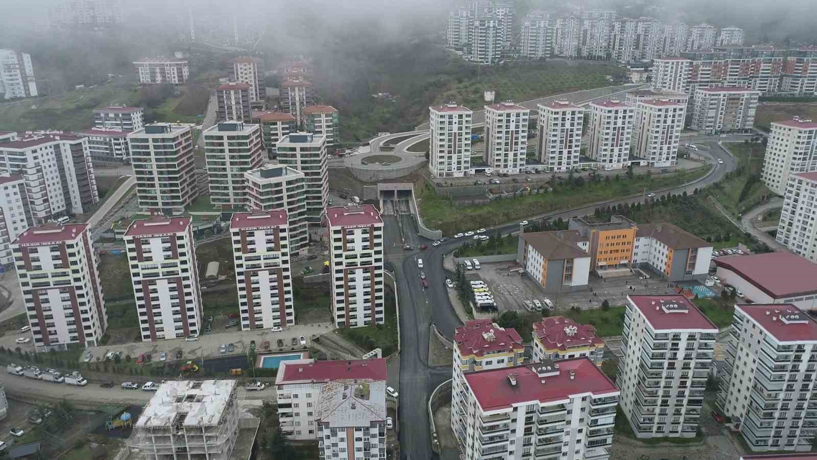 Pulathane Bulvarı’nda yol yapım çalışmaları sürüyor
