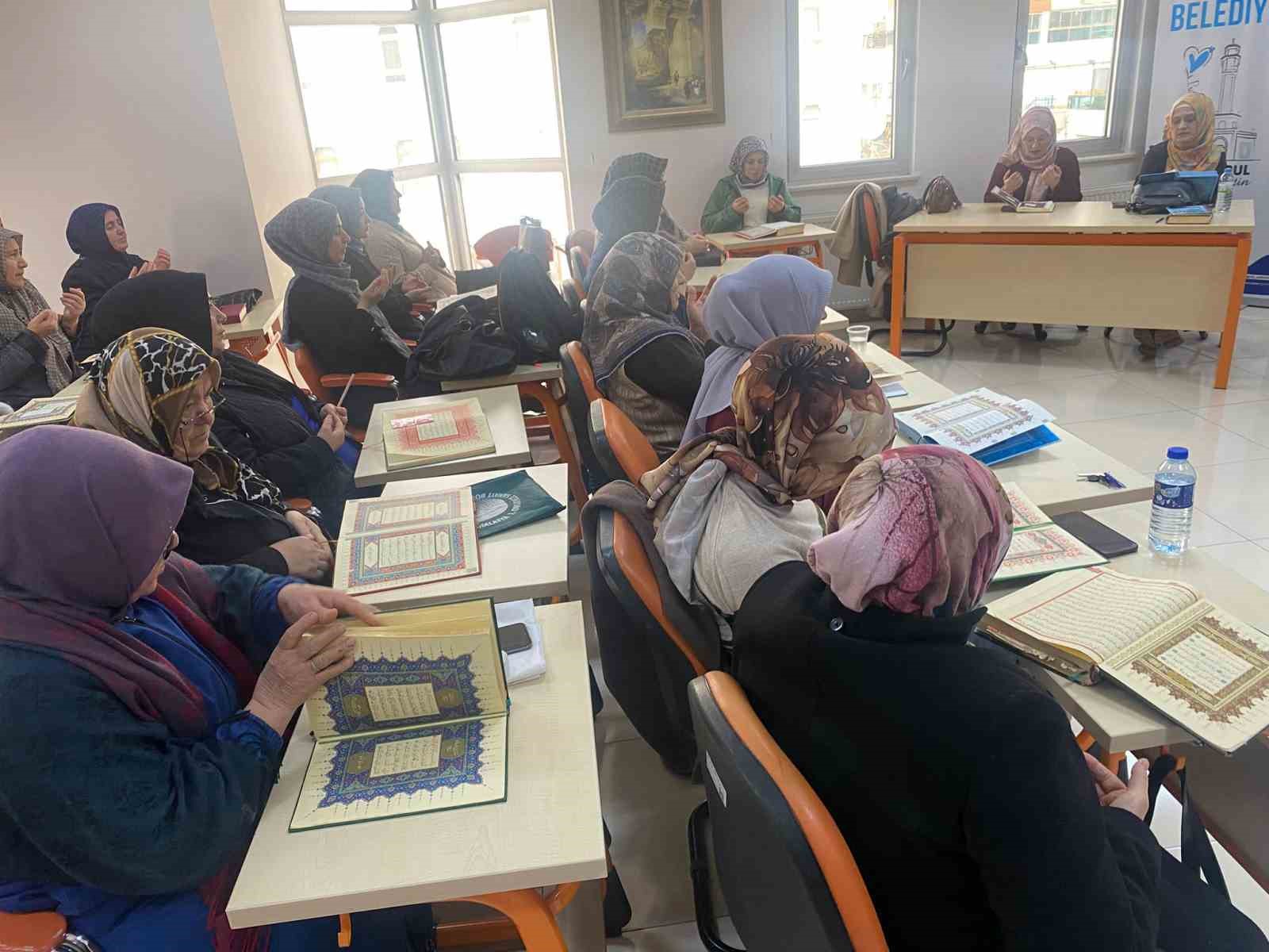 Pursaklar’da mukabele programları başladı
Pursaklar’da mukabele programları başladı