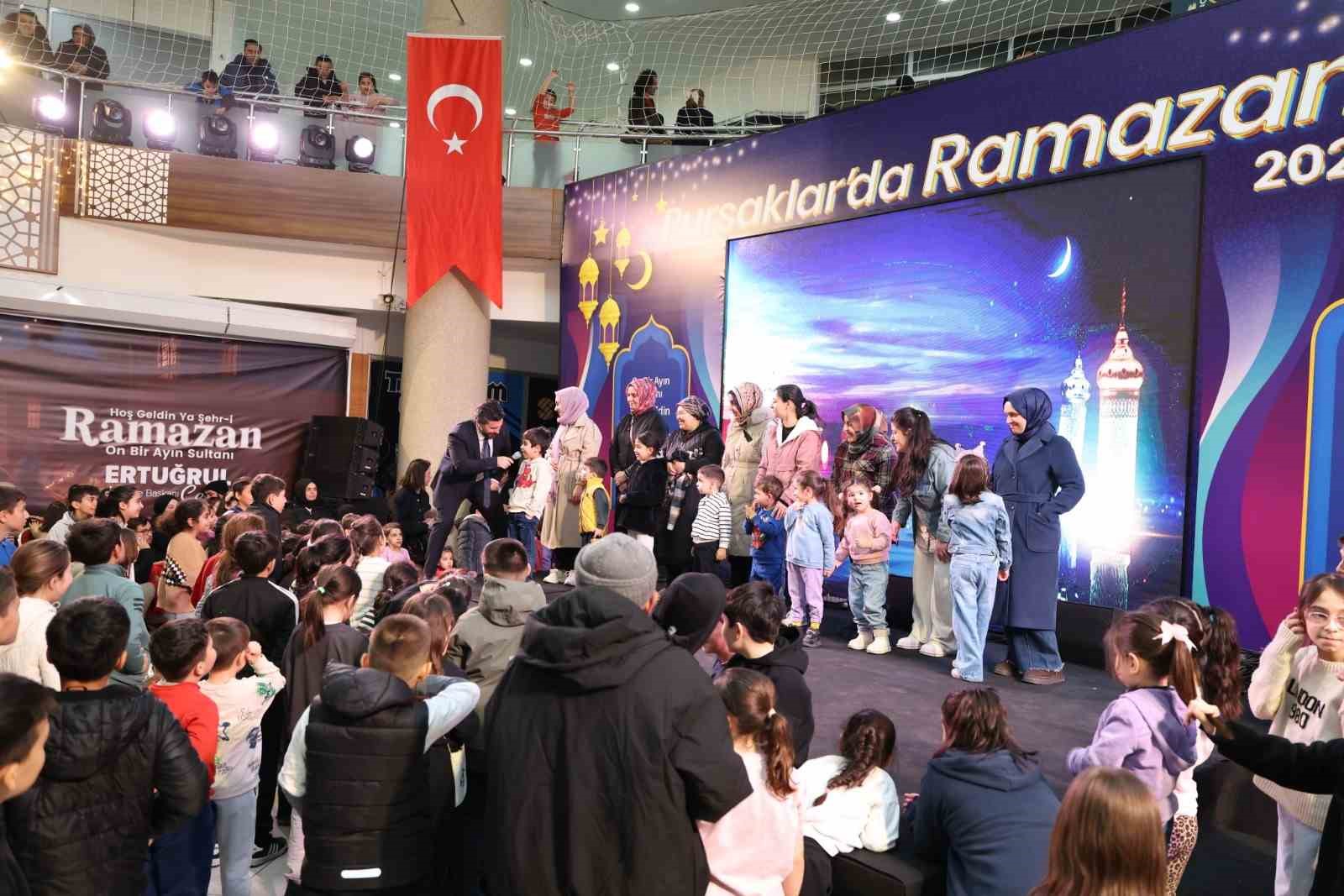 Pursaklar’da Ramazan akşamları çocuk sesleriyle şenleniyor
Pursaklar’da Ramazan akşamları çocuk sesleriyle şenleniyor