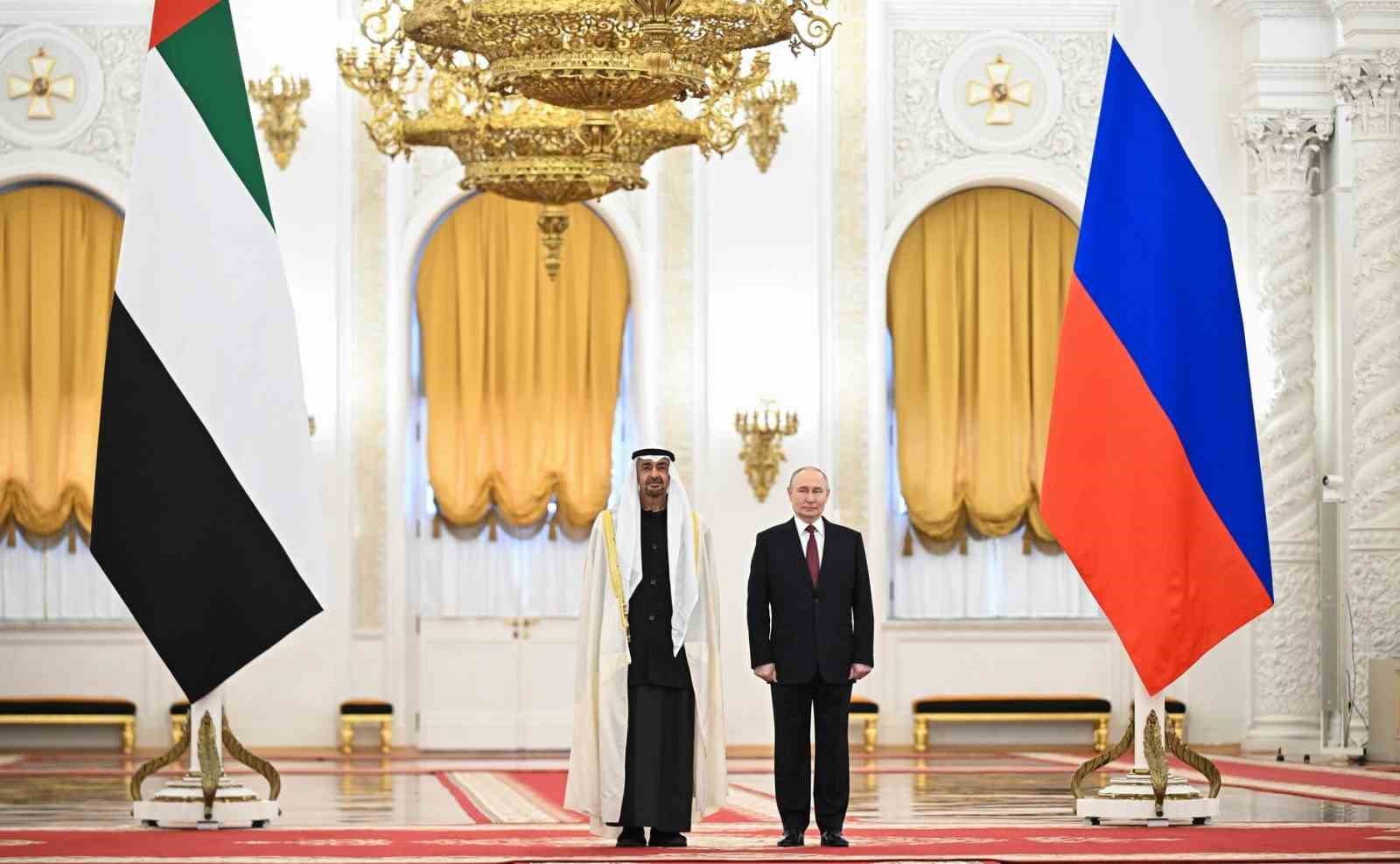 Putin: "İran hattındaki güncel gelişmeleri de hep birlikte yakından takip ediyoruz"
Putin: "İran hattındaki güncel gelişmeleri de hep birlikte yakından takip ediyoruz"