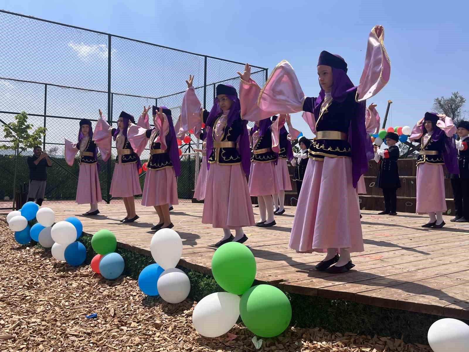 Radikal Okulları öğrencilerinden 23 Nisan’a özel görsel şölen
