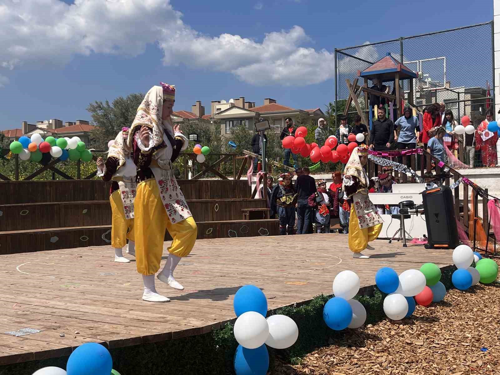 Radikal Okulları öğrencilerinden 23 Nisan’a özel görsel şölen
