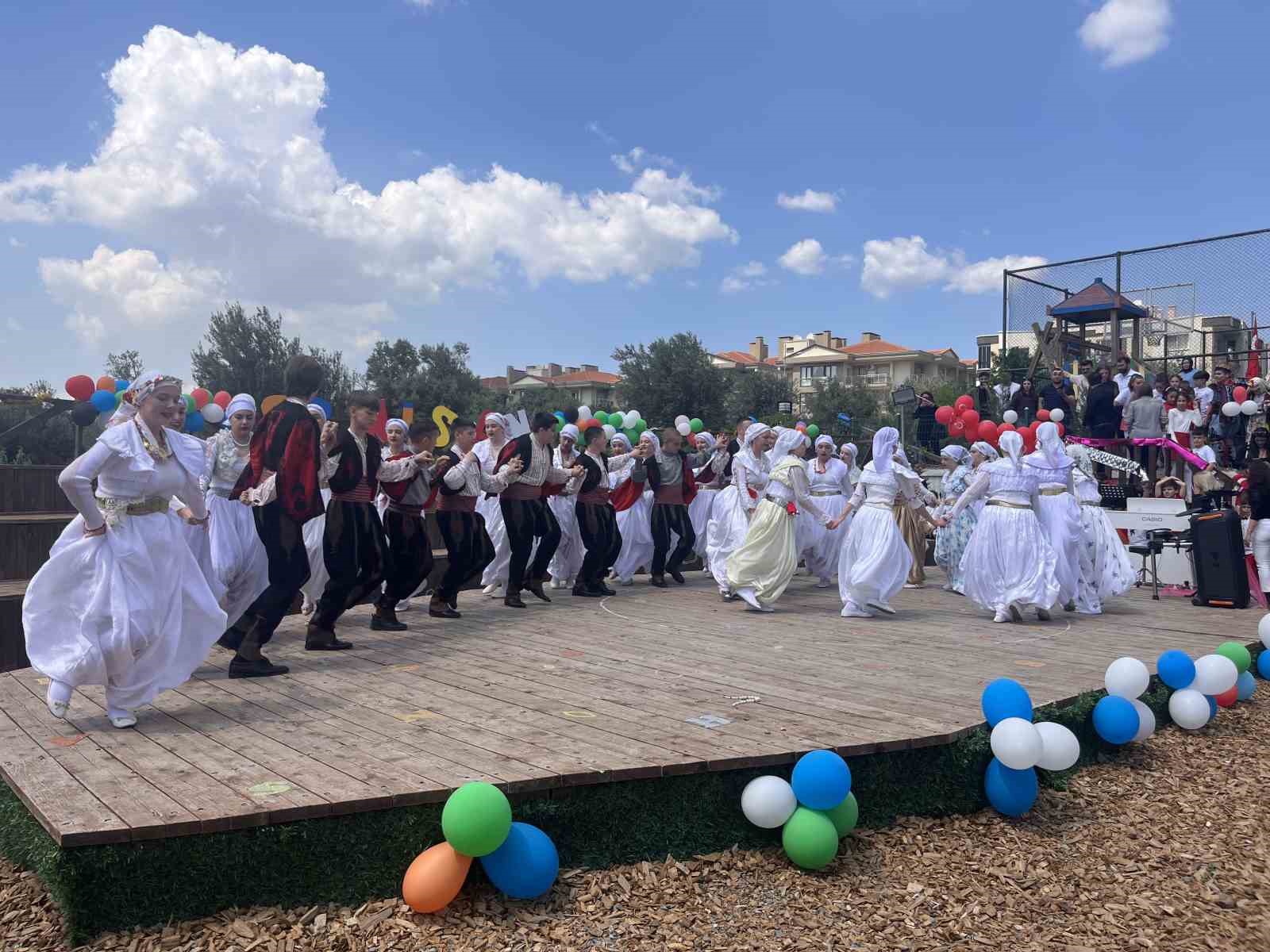 Radikal Okulları öğrencilerinden 23 Nisan’a özel görsel şölen
