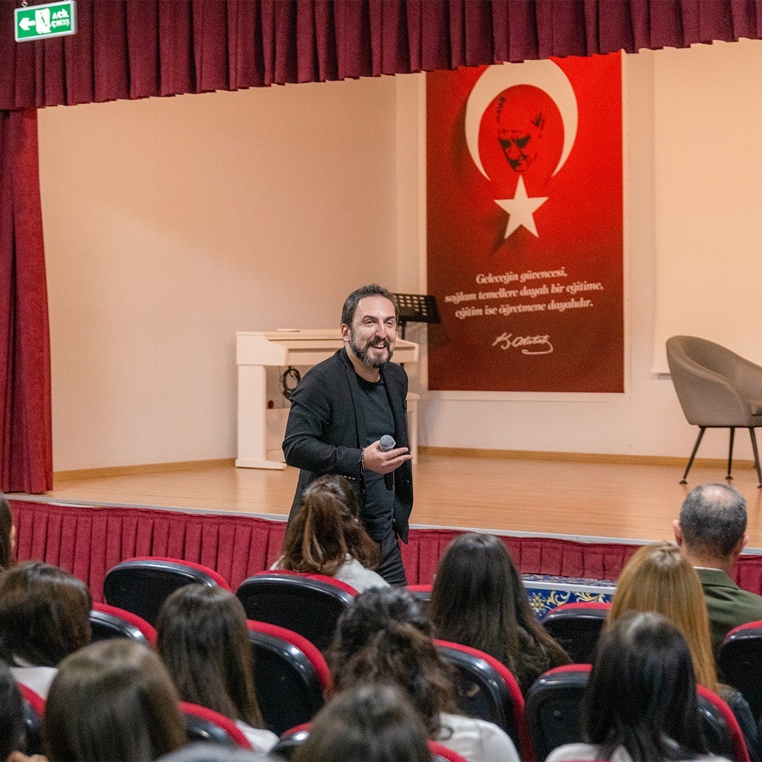 Radikal Okullarında kariyer günleri etkinliği düzenlendi
