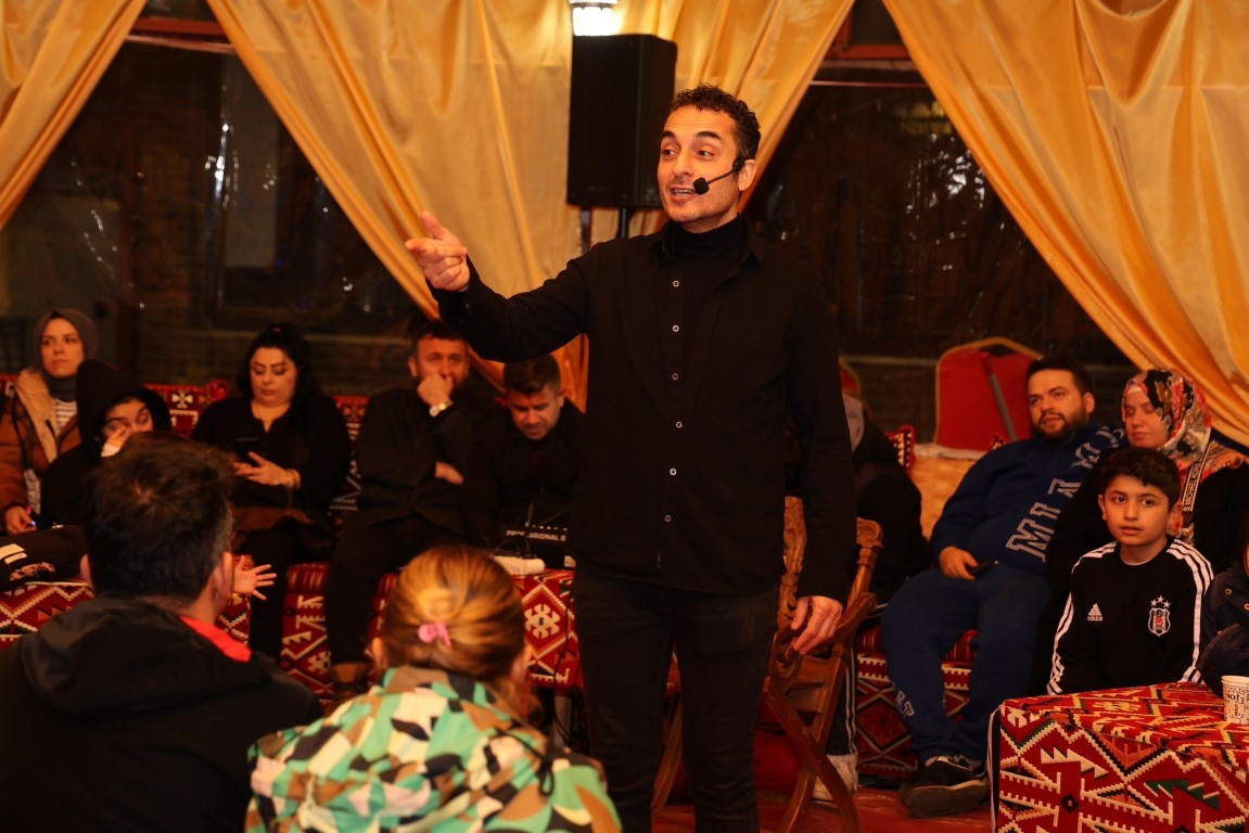 Ramazan akşamları otağ çadırında yaşanıyor
