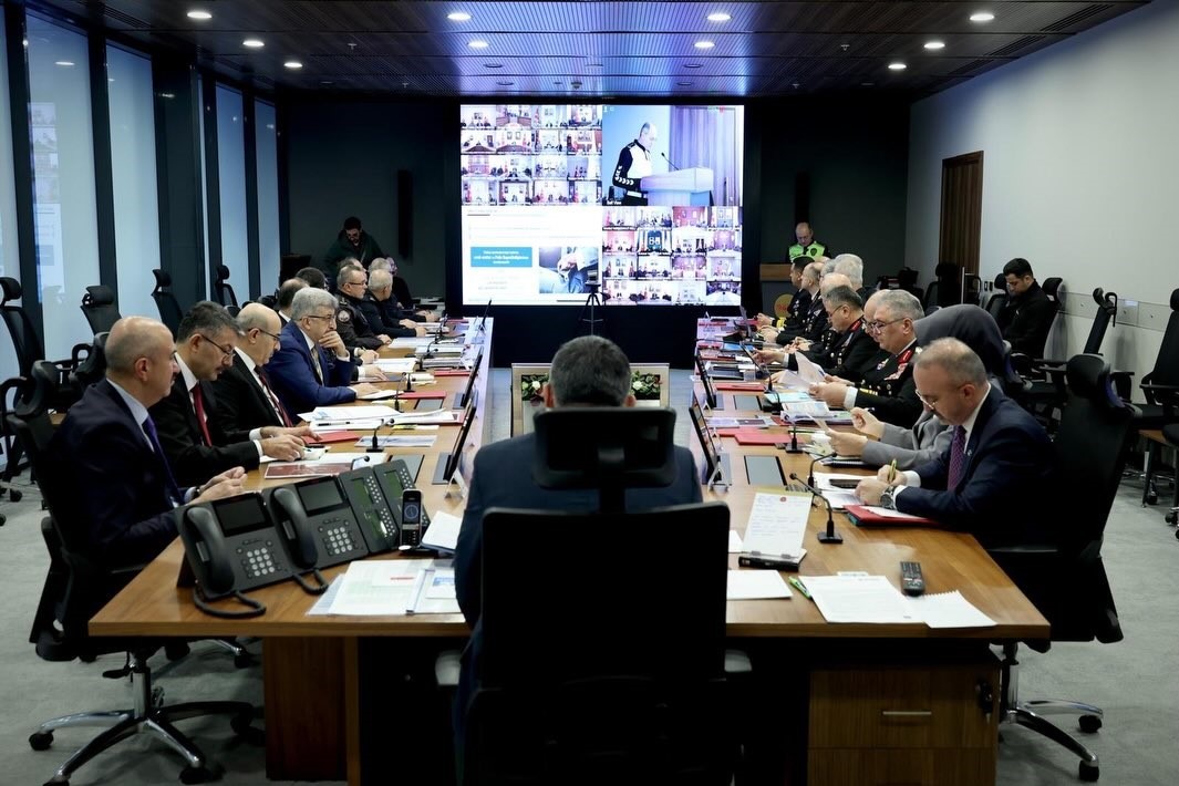 Ramazan Bayramı emniyet tedbirleri VKS toplantısında ele alındı
