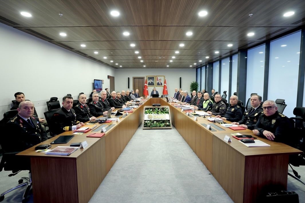 Ramazan Bayramı emniyet tedbirleri VKS toplantısında ele alındı
