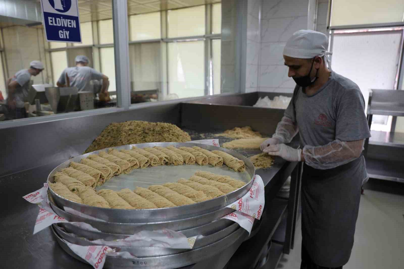 Ramazan bayramı için Diyarbakır’ın tescilli ürünleri kadayıf ve soğuk baklavaya yoğun talep
