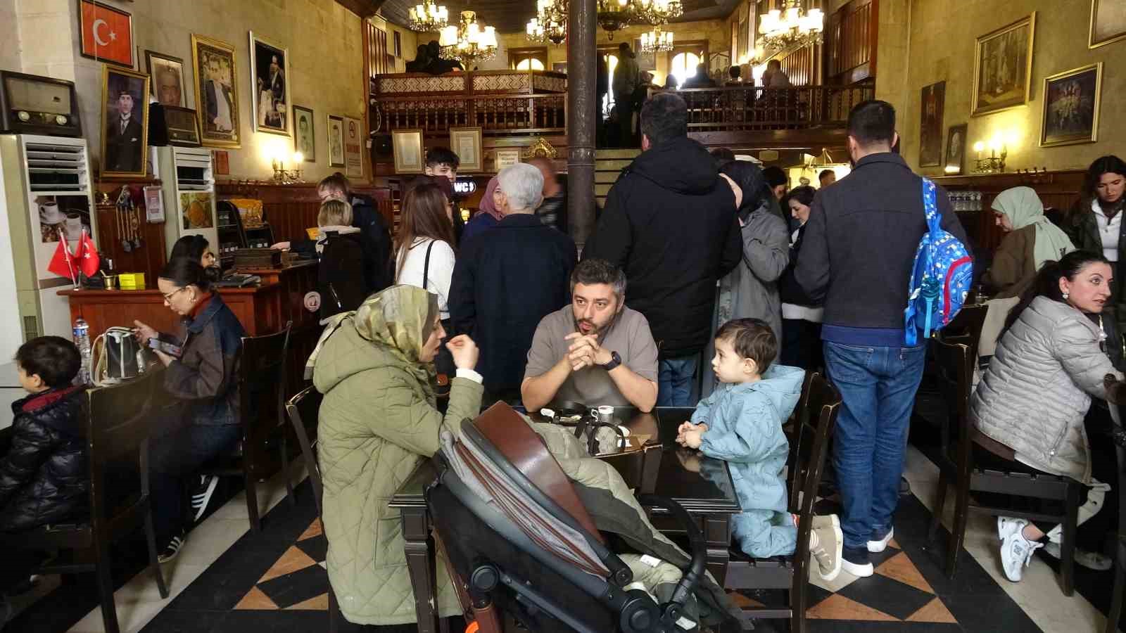 Ramazan Bayramı tatilinde Gaziantep’e ziyaretçi akını
