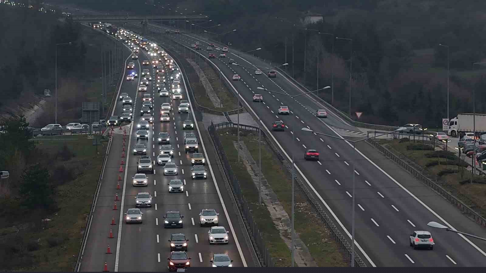 Ramazan Bayramı’nda Bolu’dan 331 bin araç geçiş yaptı
