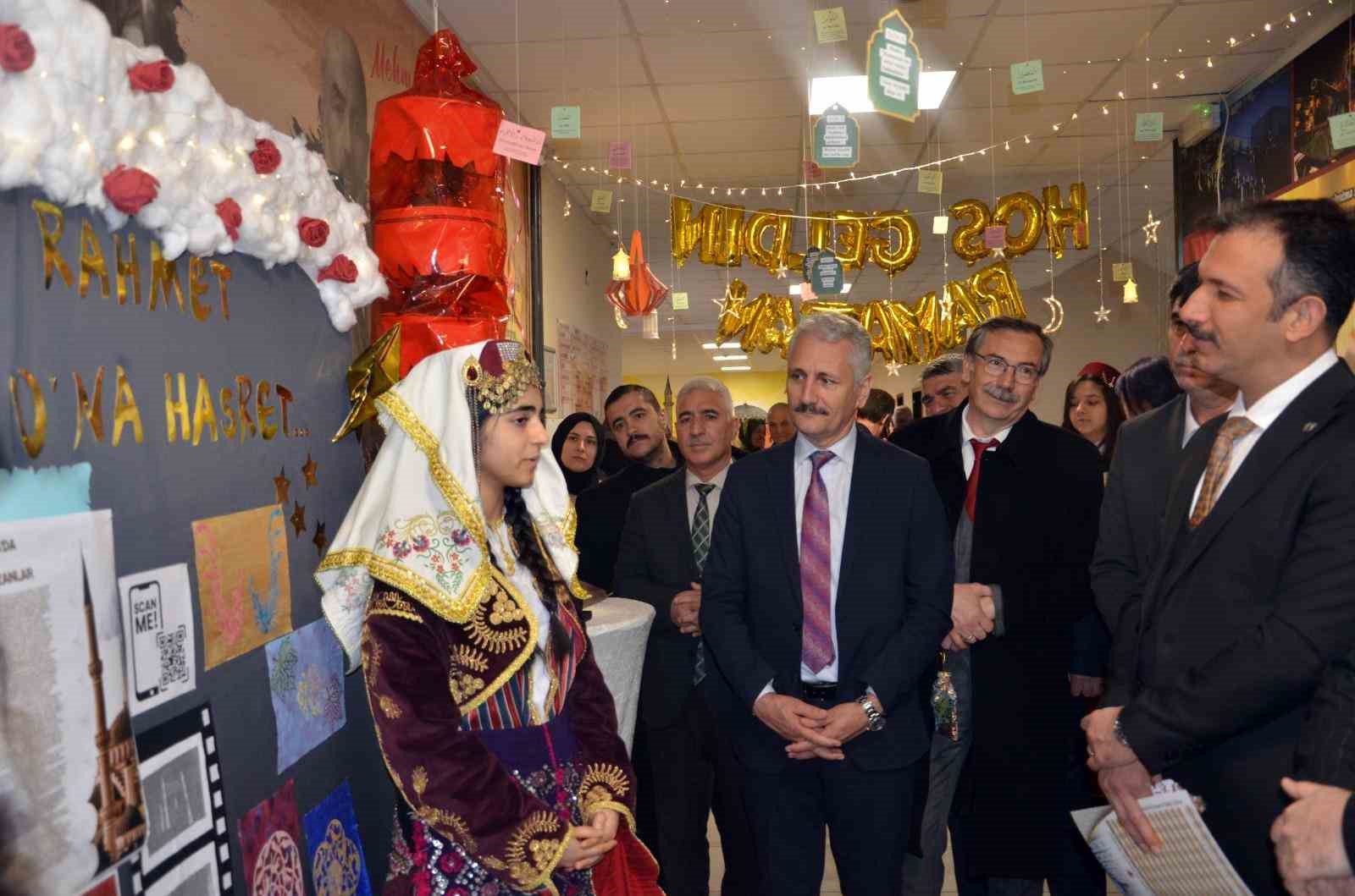 Ramazan Sokağına yoğun ilgi
Ramazan Sokağına yoğun ilgi