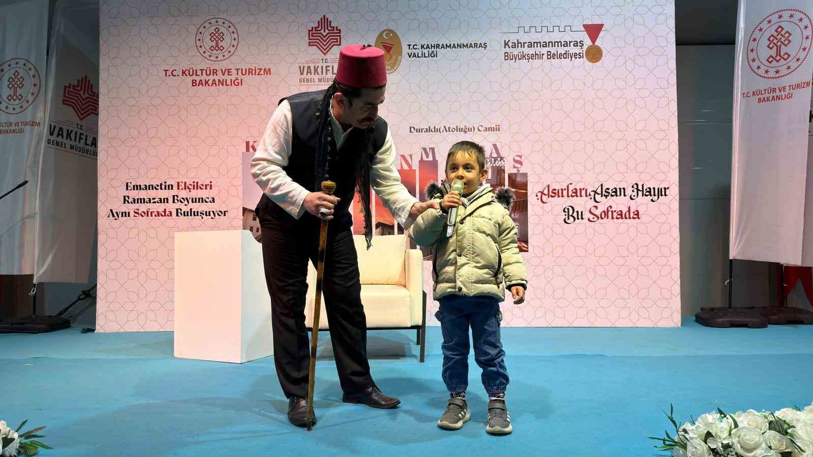 Ramazan Sokağı’nda akşamlar bir başka güzel
Ramazan Sokağı’nda akşamlar bir başka güzel