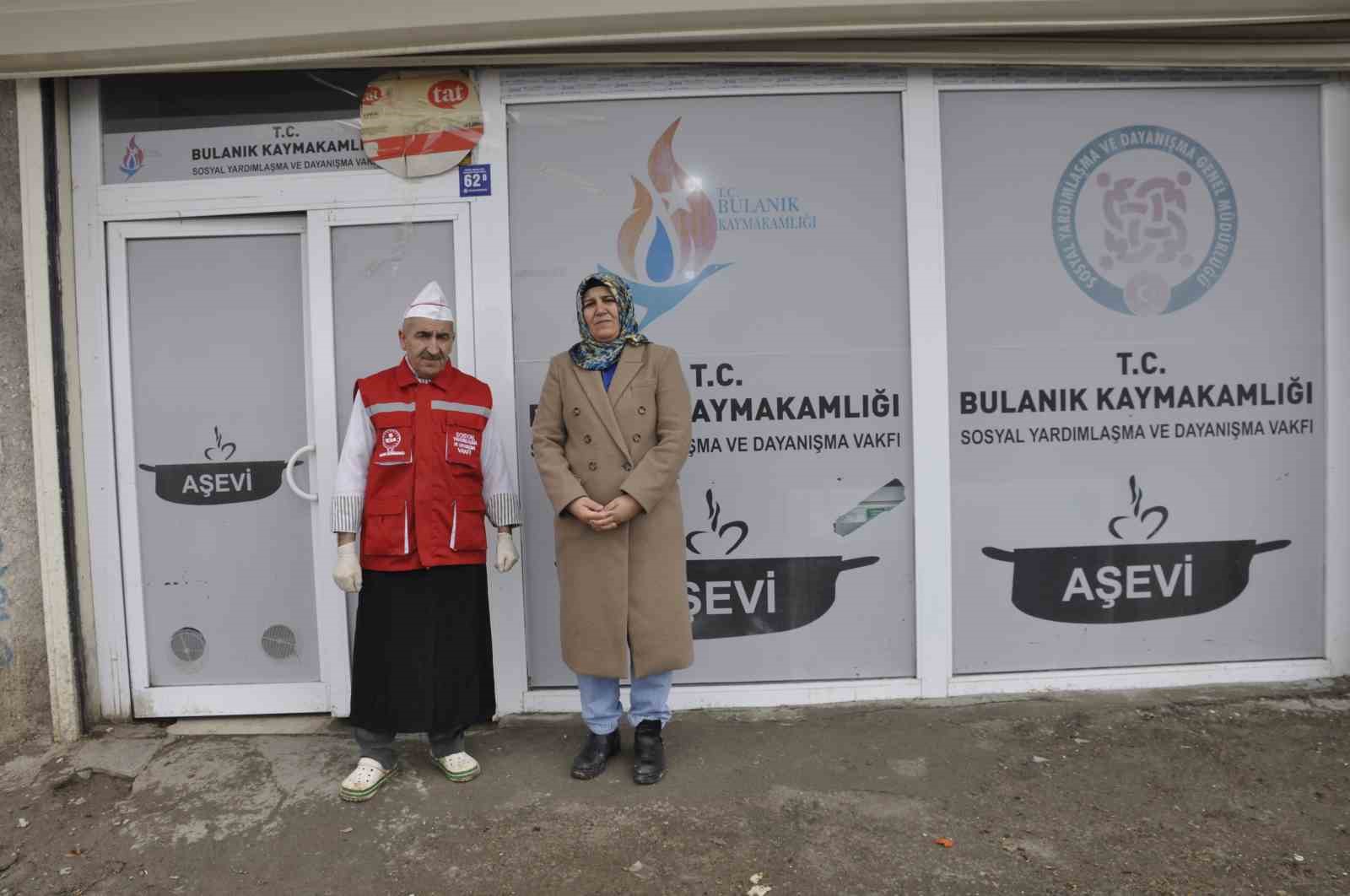 Ramazan’da devletin şefkat eli: Bulanık’ta 27 bin kişiye sıcak yemek ulaştırıldı
