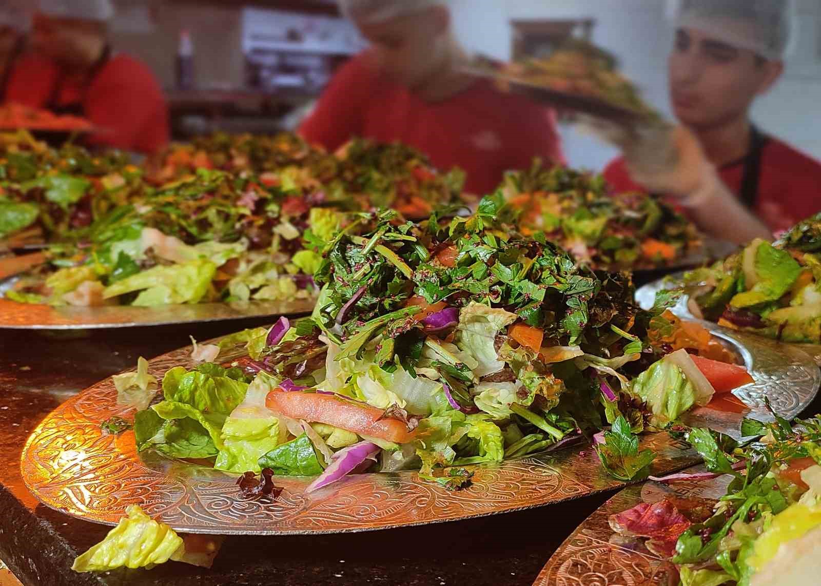 Ramazan’da doğru besin seçimi sağlık sorunlarını önlüyor
