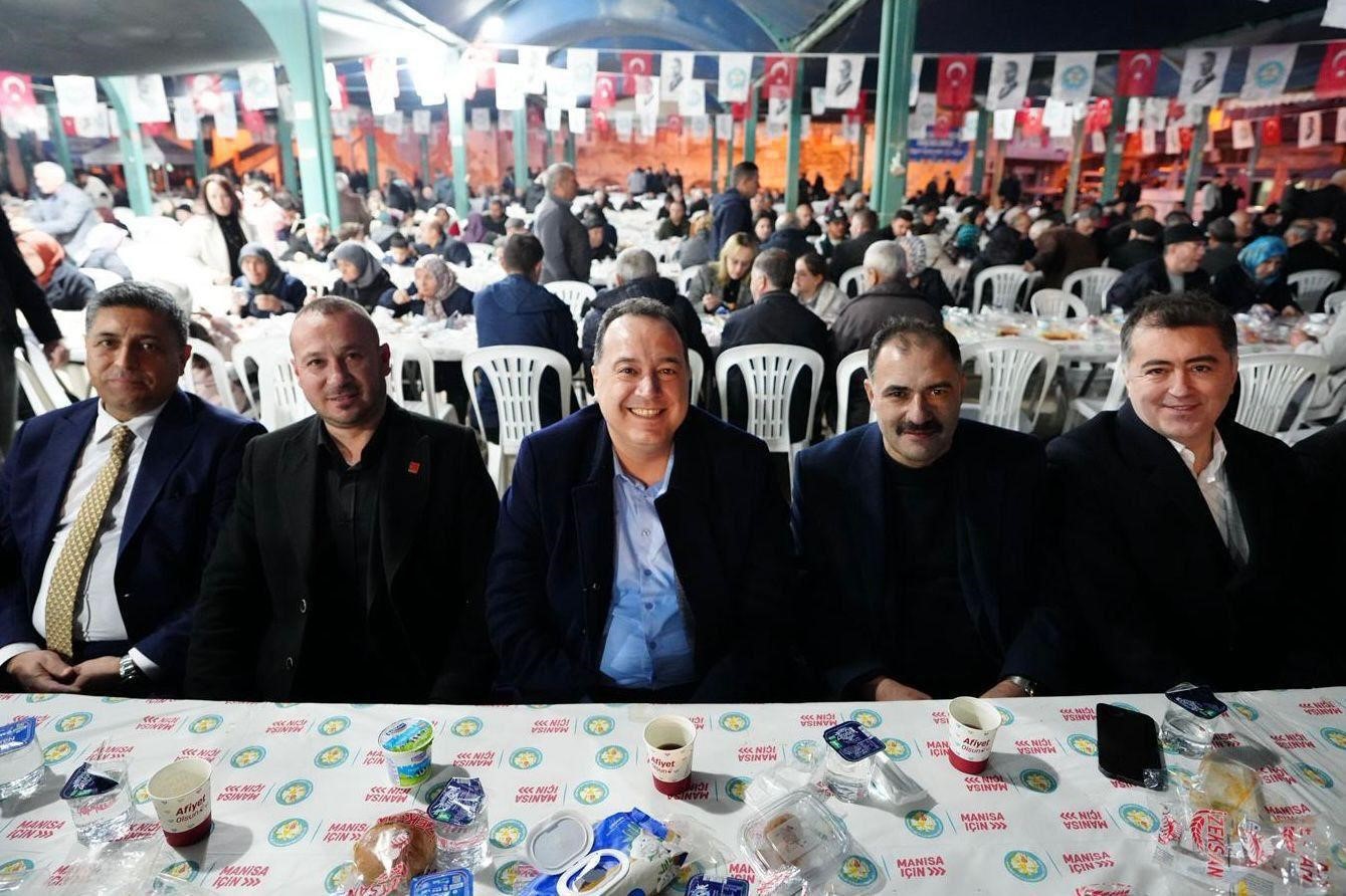 Ramazan’ın bereketi Demirci’de paylaşıldı
