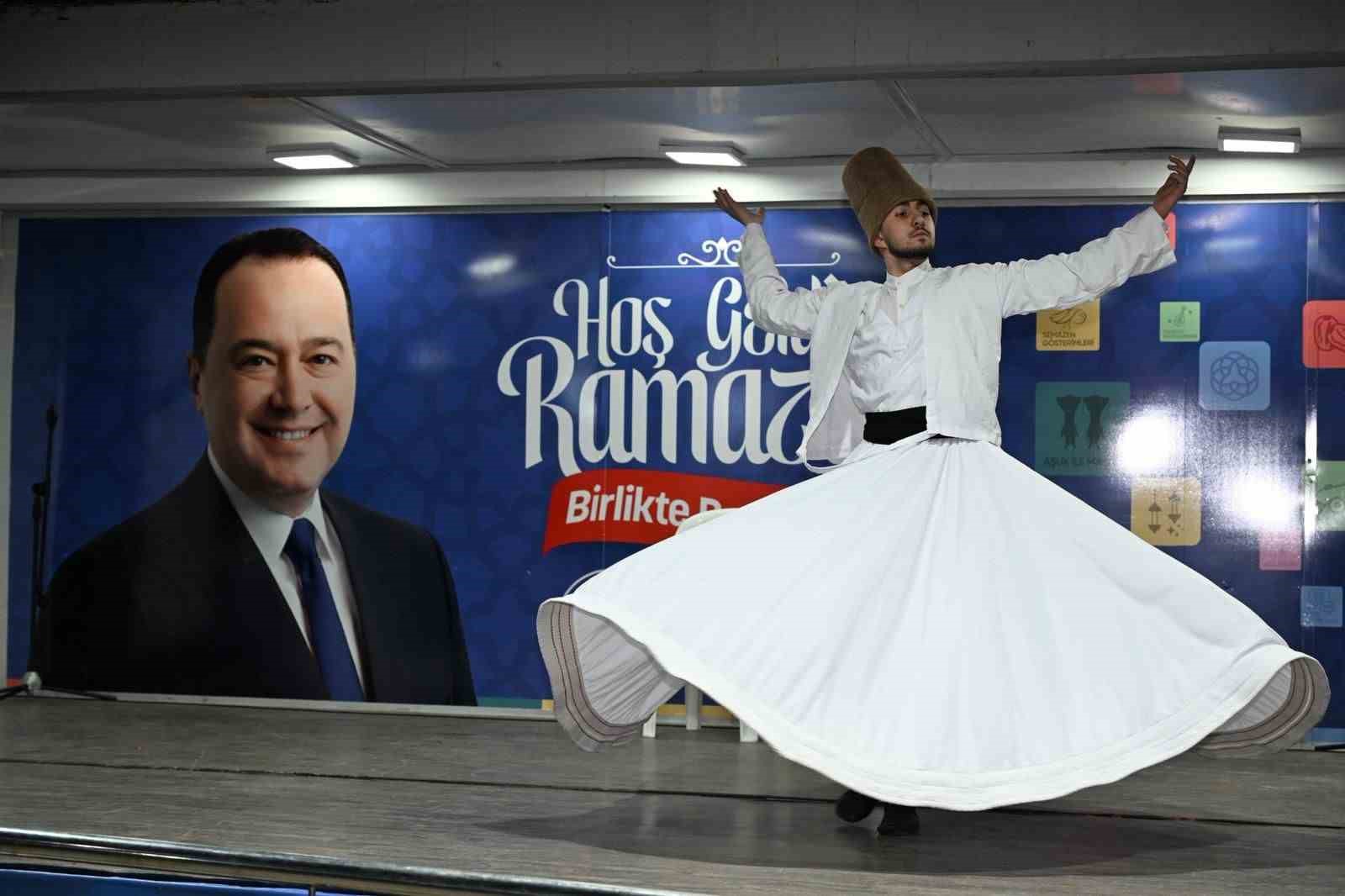 Ramazan’ın bereketi Demirci’de paylaşıldı
