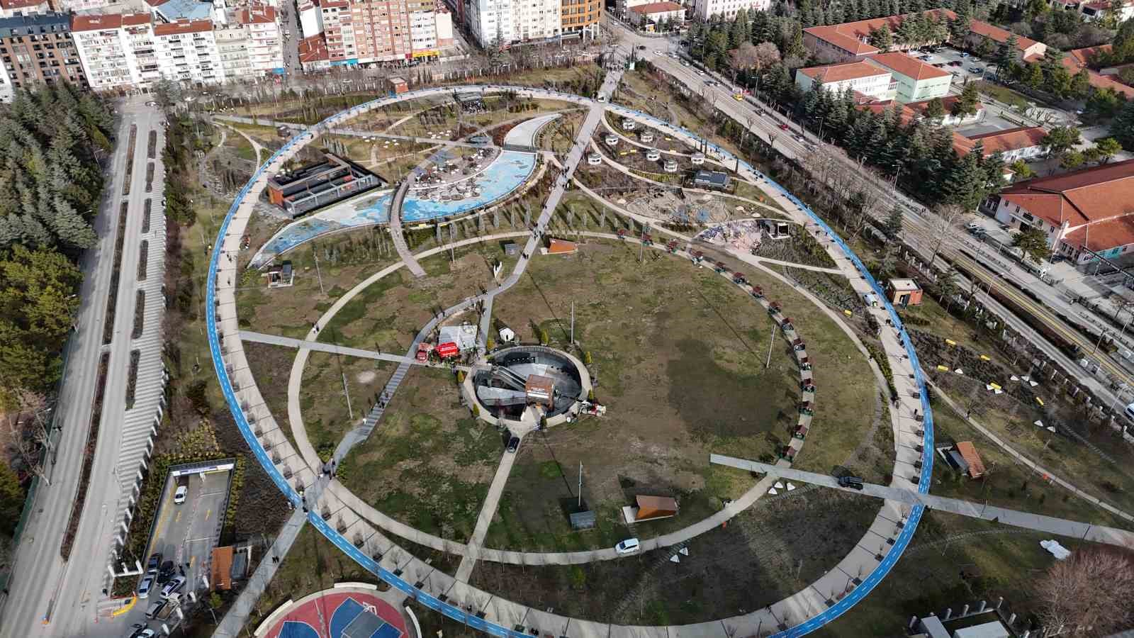 Recep Tayyip Erdoğan Millet Bahçesi’nde çalışmalarda sona gelindi
Recep Tayyip Erdoğan Millet Bahçesi’nde çalışmalarda sona gelindi