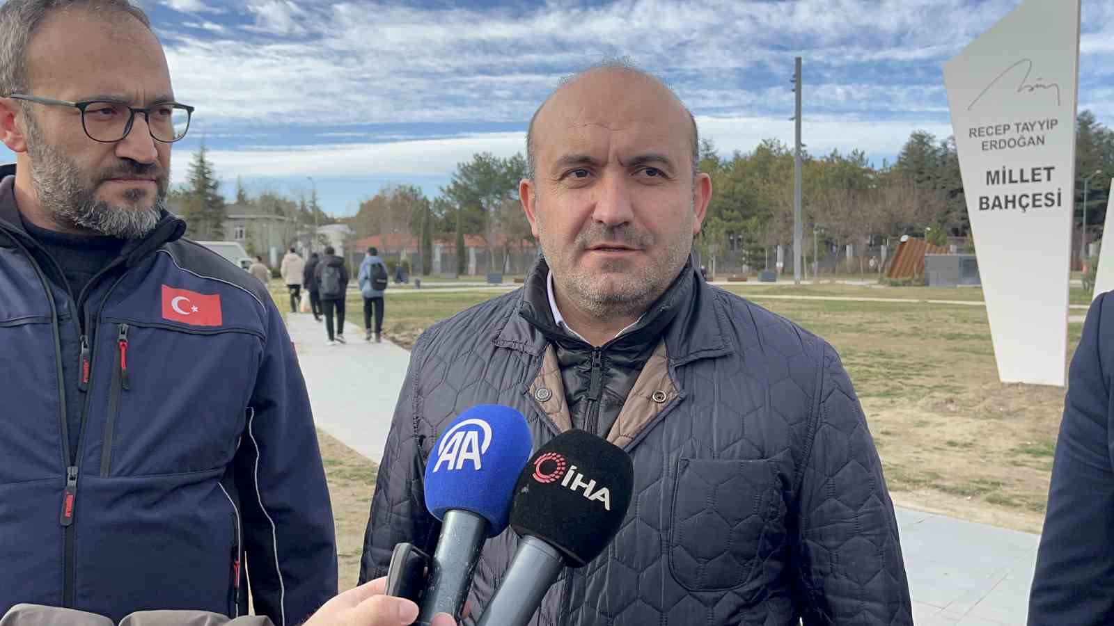 Recep Tayyip Erdoğan Millet Bahçesi’nde çalışmalarda sona gelindi
Recep Tayyip Erdoğan Millet Bahçesi’nde çalışmalarda sona gelindi