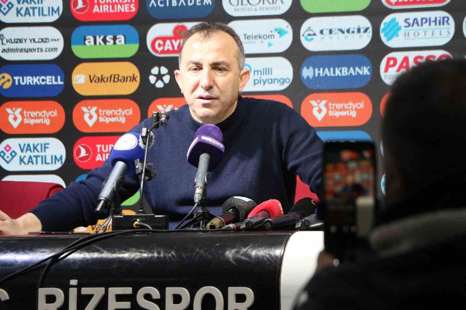 Recep Uçar: "Taraftarları mutlu ettik, ondan dolayı mutluyuz"
