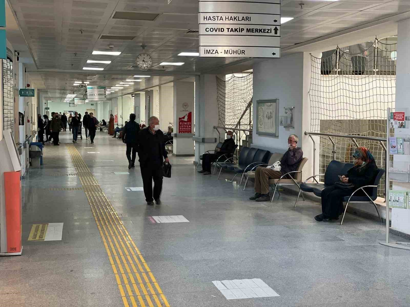 Rekor seviyede hastaya bakıldı, en fazla ilgi acile oldu
