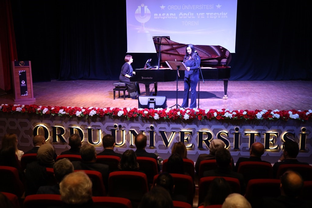 Rektör Baş: "2027 yılı itibarıyla kampüsümüzde fakültesiz bina kalmayacak"
