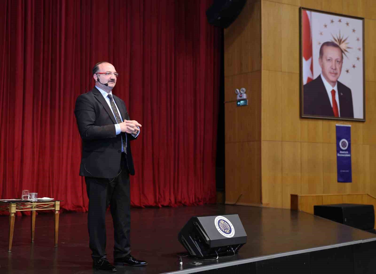 Rektör Hacımüftüoğlu, geleceğin hekimleriyle bir araya geldi
