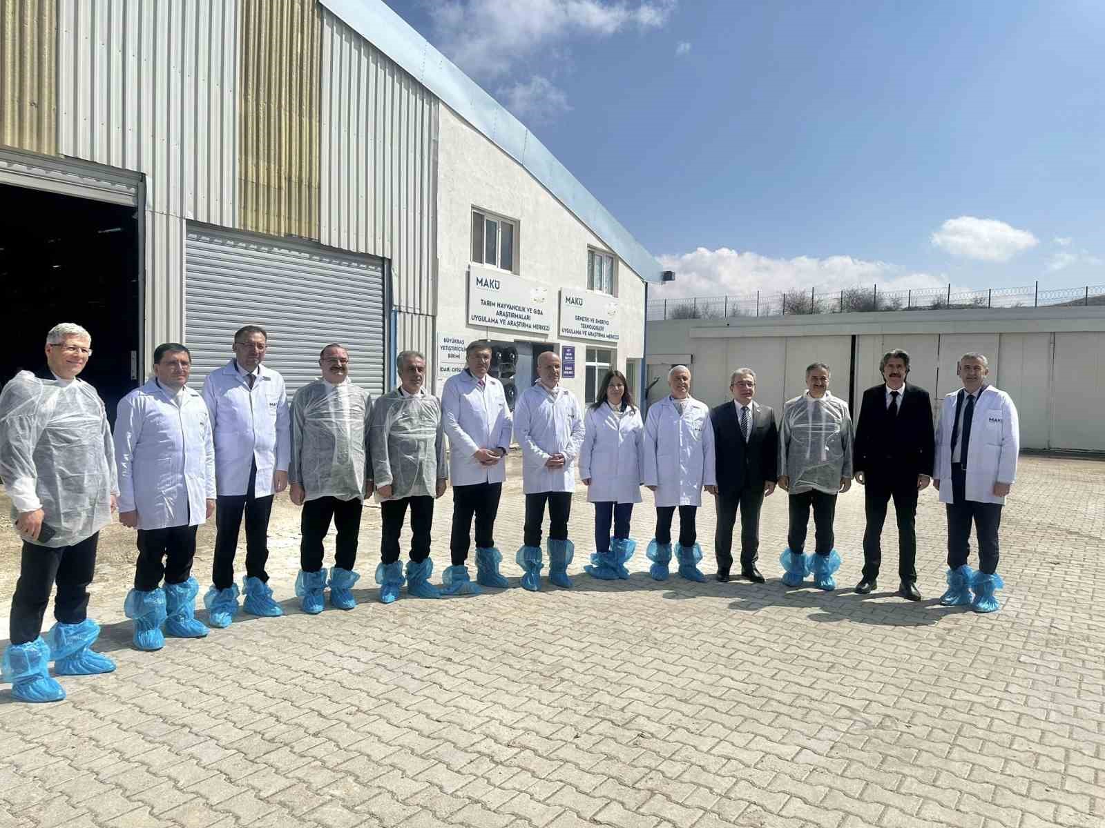 Rektör Hacımüftüoğlu, YÖK Başkanı Özvar ile tarımda dijital dönüşüm protokolünde buluştu
