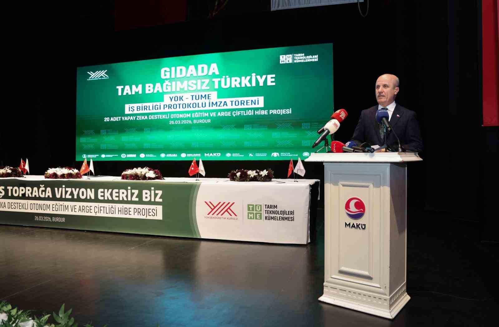 Rektör Hacımüftüoğlu, YÖK Başkanı Özvar ile tarımda dijital dönüşüm protokolünde buluştu
