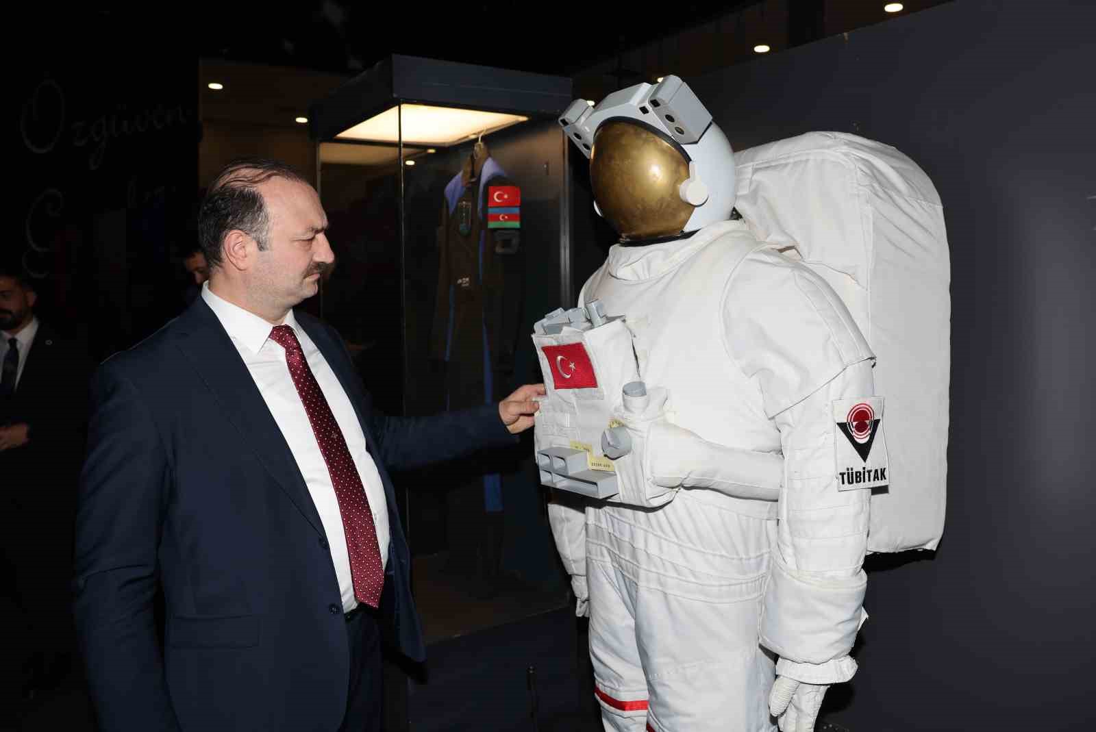 Rektör Hacımüftüoğlu’ndan Bilim Erzurum’a ziyaret: "Gelecek vizyonumuz gençlerimizin hayalleriyle güçleniyor"
