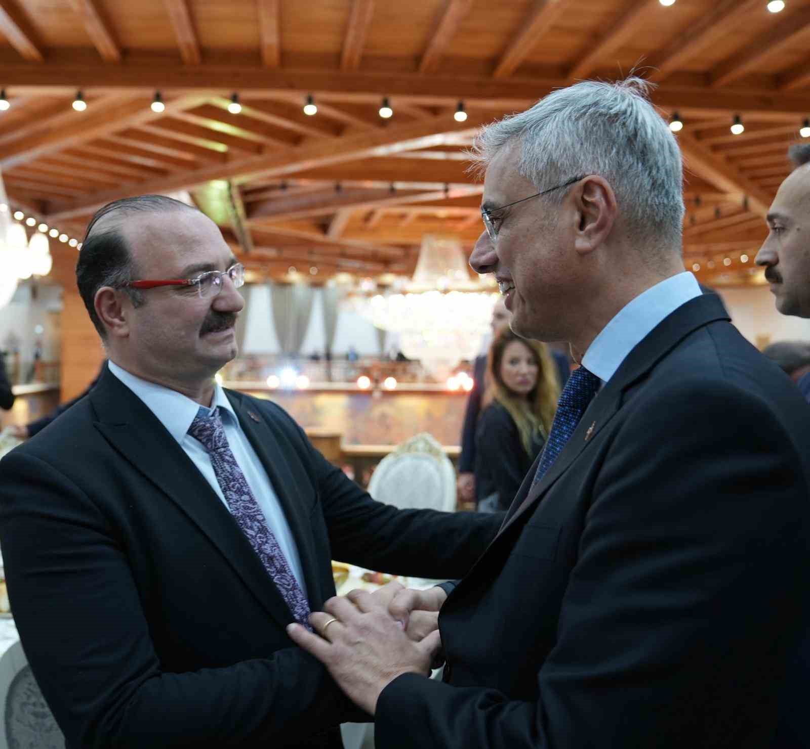 Rektör Hacımüftüoğlu’ndan Özbekistan’da kritik ilaç zirvesi
